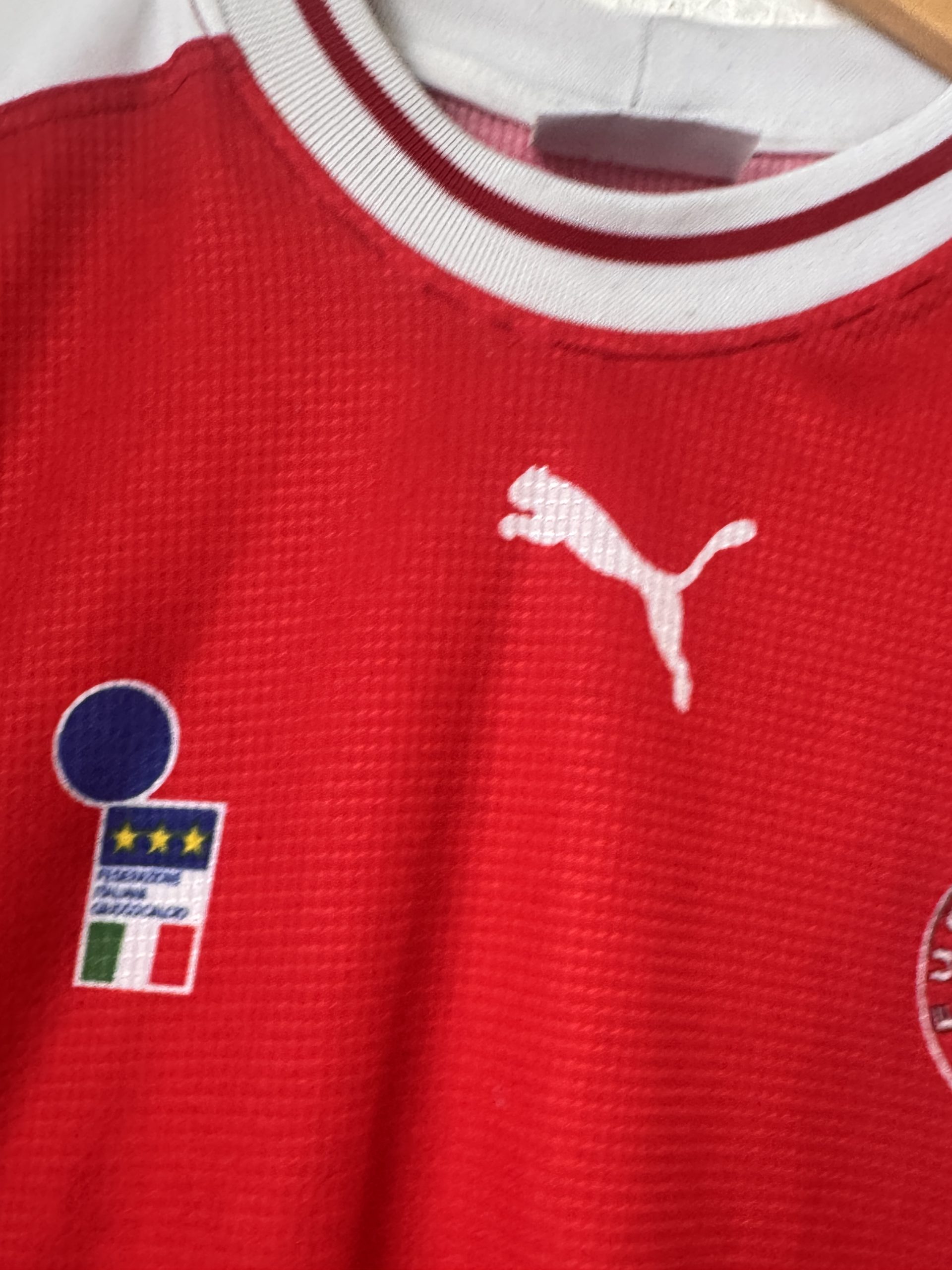 Puma Red Euroklasse Cup Football Shirt Large - 3063 image 5