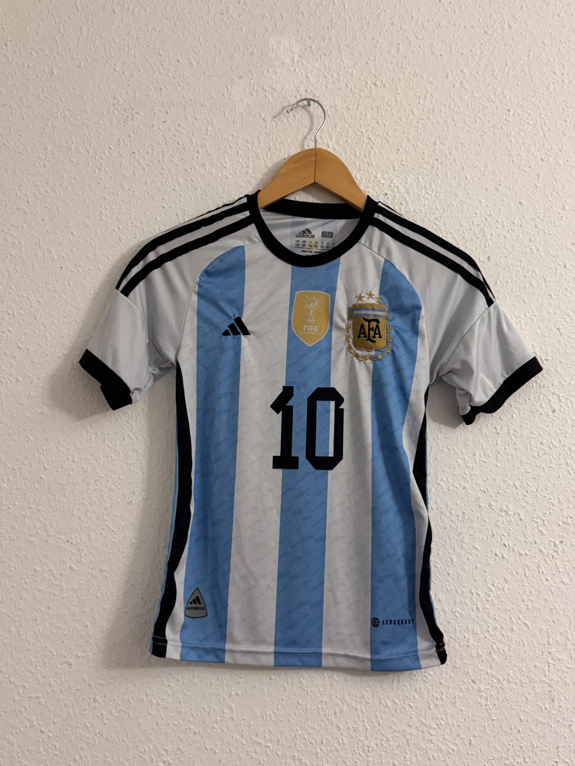 Adidas Men's Argentina Blue & White Football Jersey Large - 3052