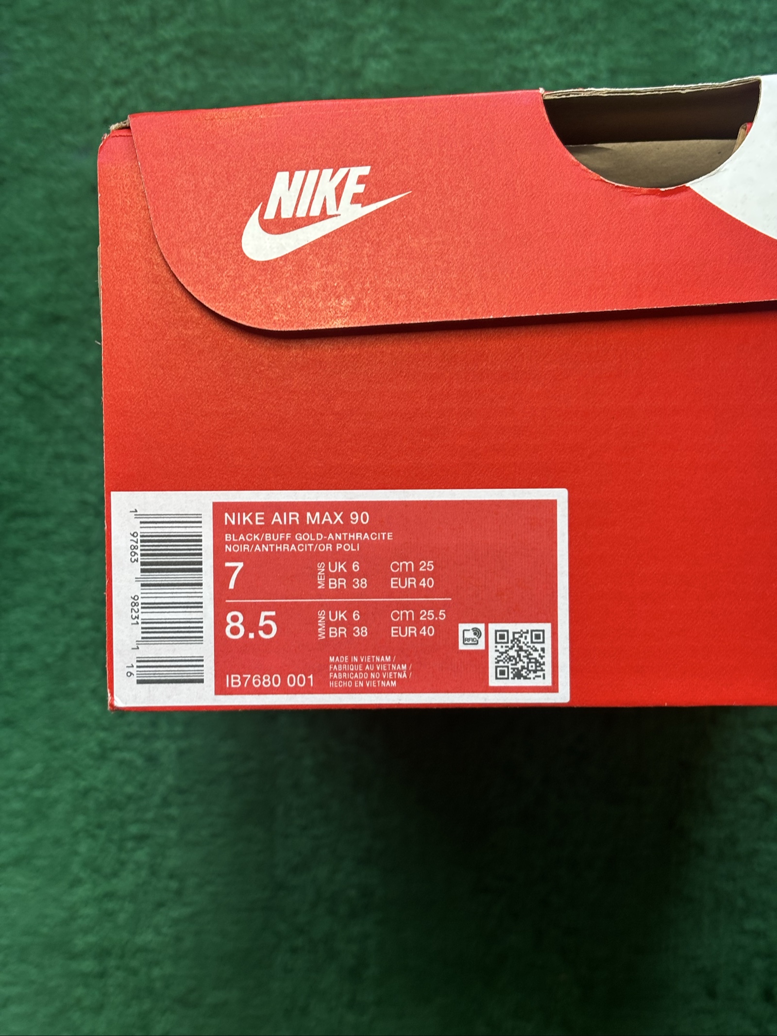 UK 6 Nike Air Max 90 | Black Buff Gold Batman IB7680-001 | New image 6