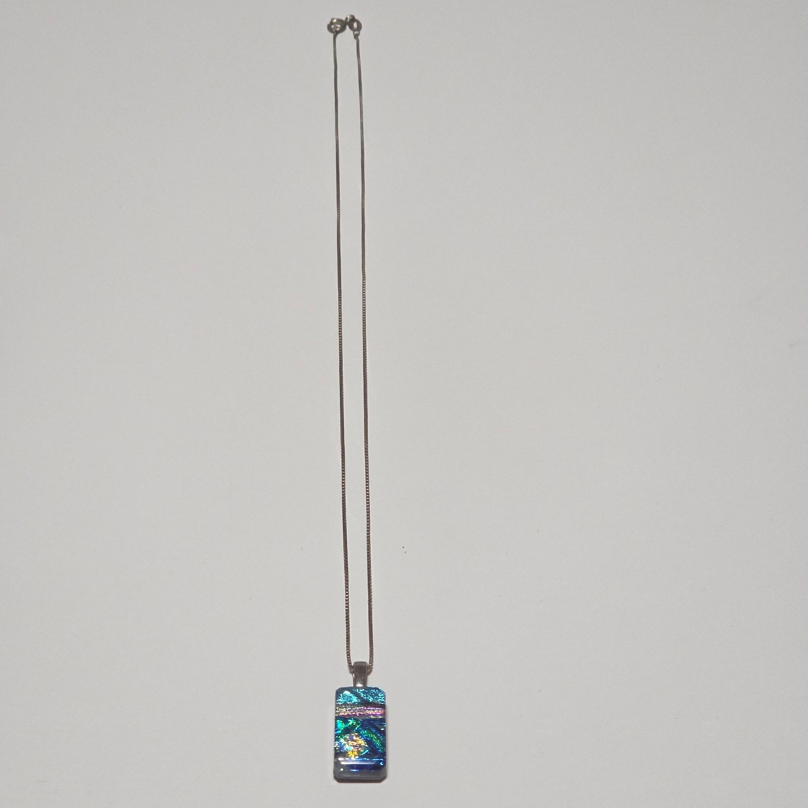 925 sterling Silver Blue Green Glass Pendant Necklace.b3