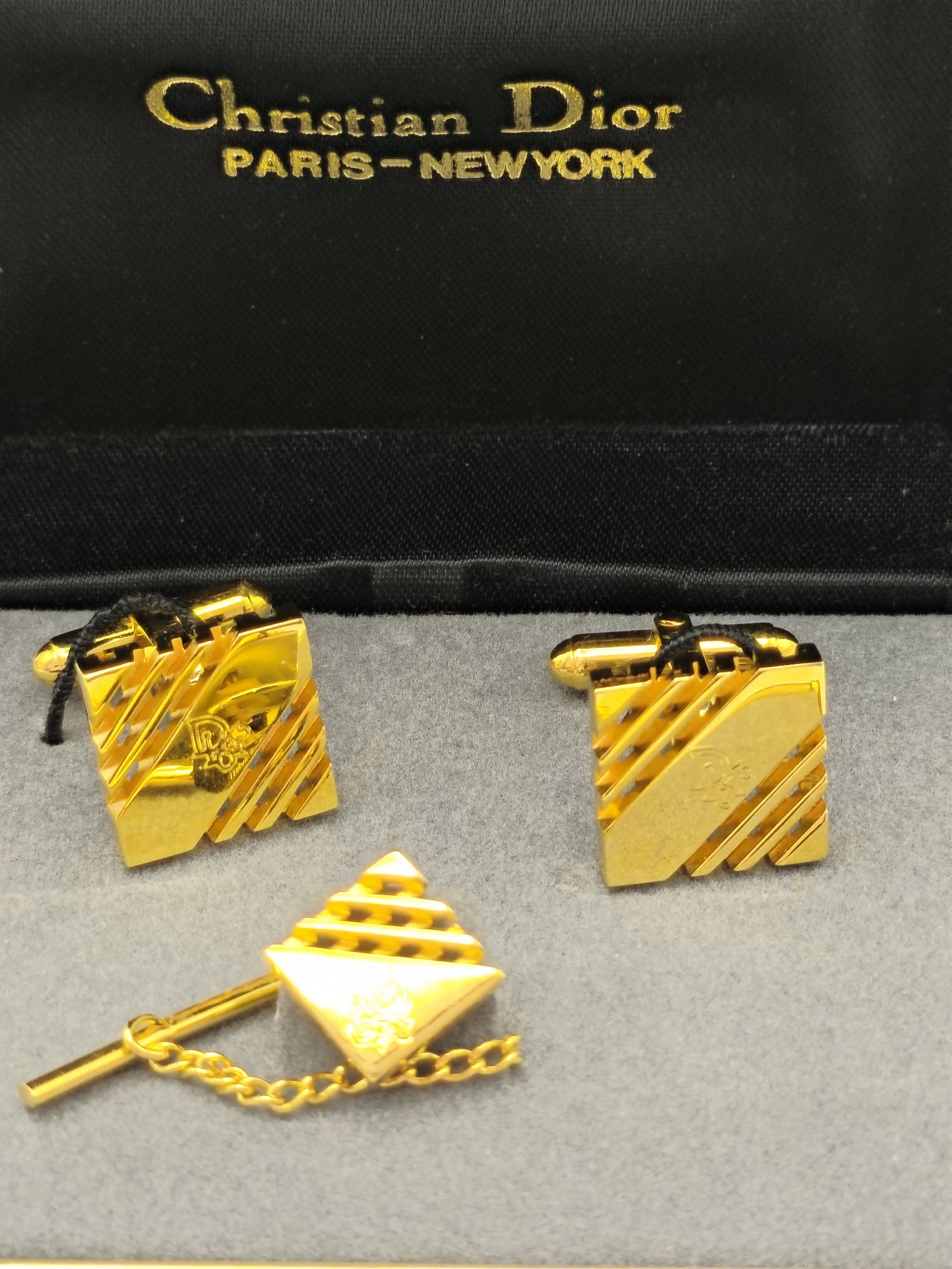 Christian Dior Gold Tone Cufflinks & Tie Pin Set Men Other image 2