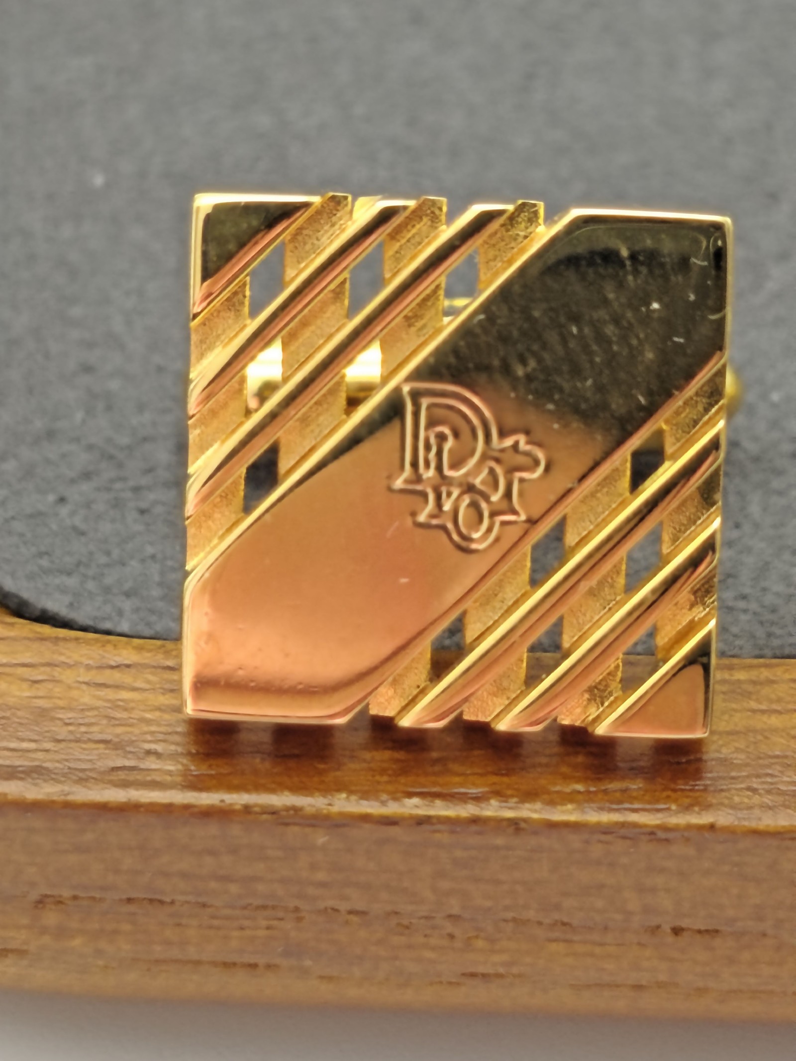 Christian Dior Gold Tone Cufflinks & Tie Pin Set Men Other image 6