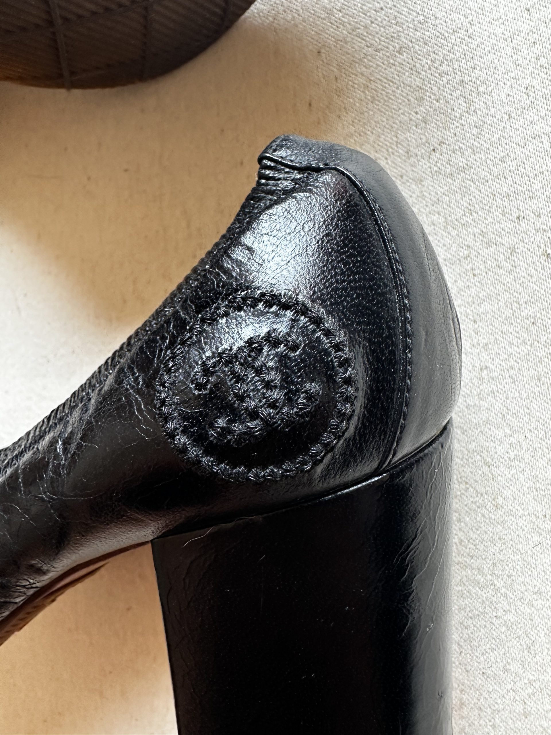 Chanel Women's Black Leather Heeled Pumps EU 37 image 5