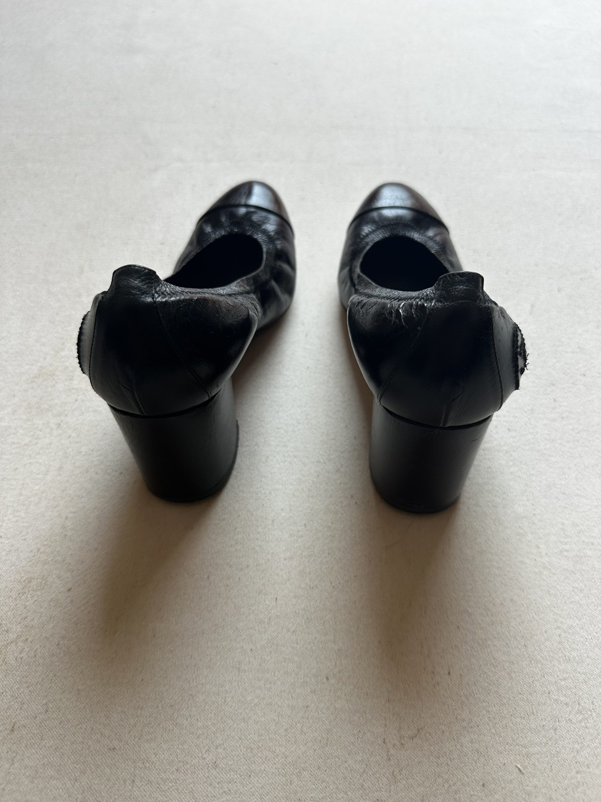 Chanel Women's Black Leather Heeled Pumps EU 37 image 9