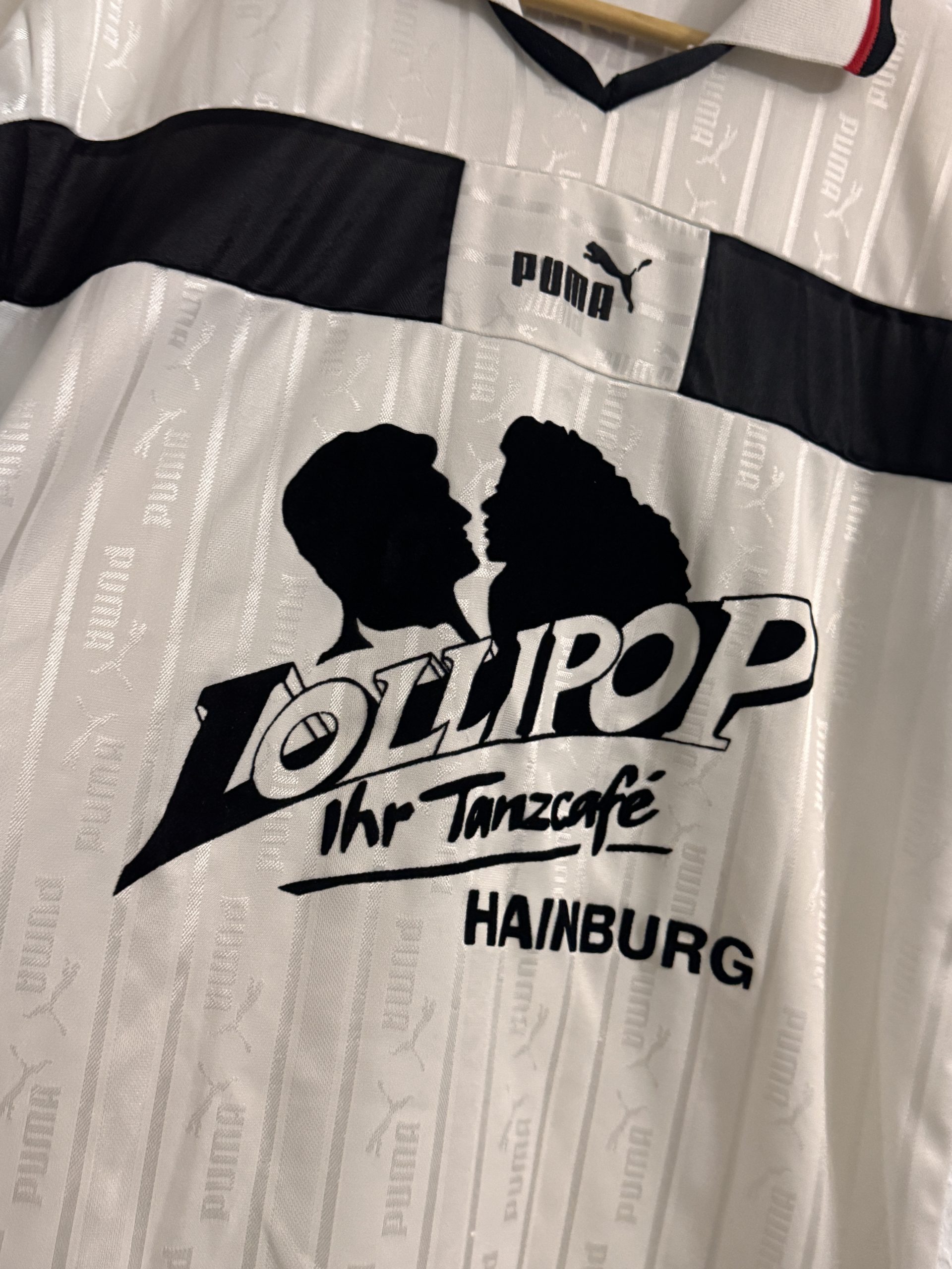 Puma White & Black Vintage Logo Polo Shirt Large 3083 image 4