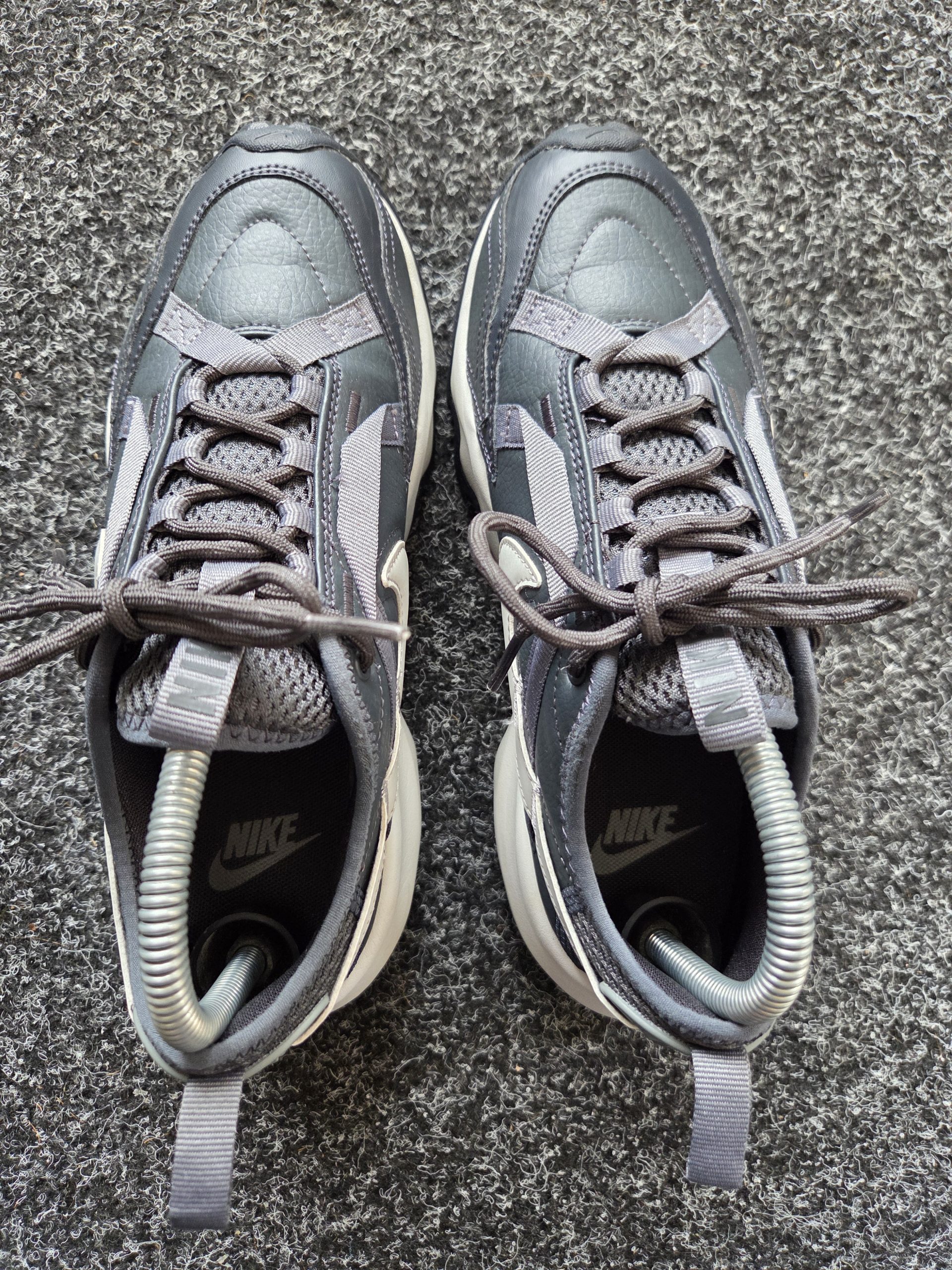 Nike TC 7900 Anthracite Platinum Tint Women’s UK 5 Trainers image 9