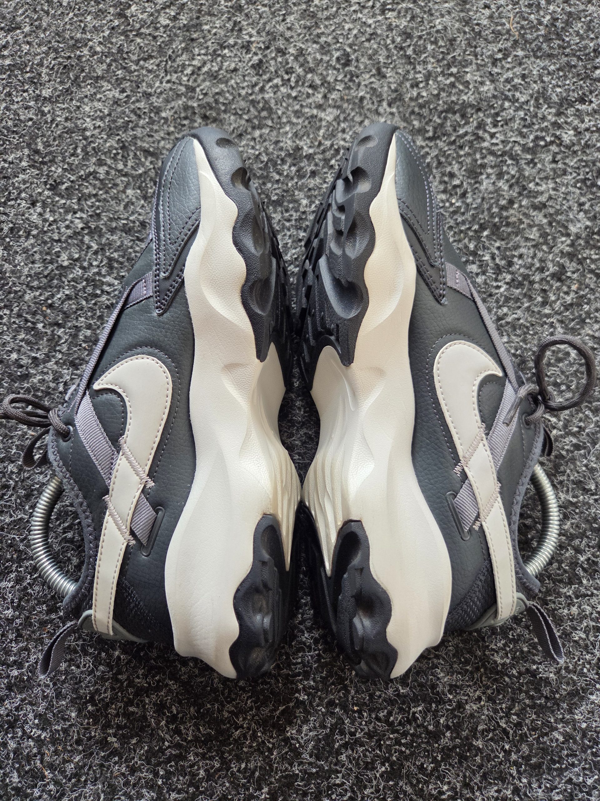 Nike TC 7900 Anthracite Platinum Tint Women’s UK 5 Trainers image 10