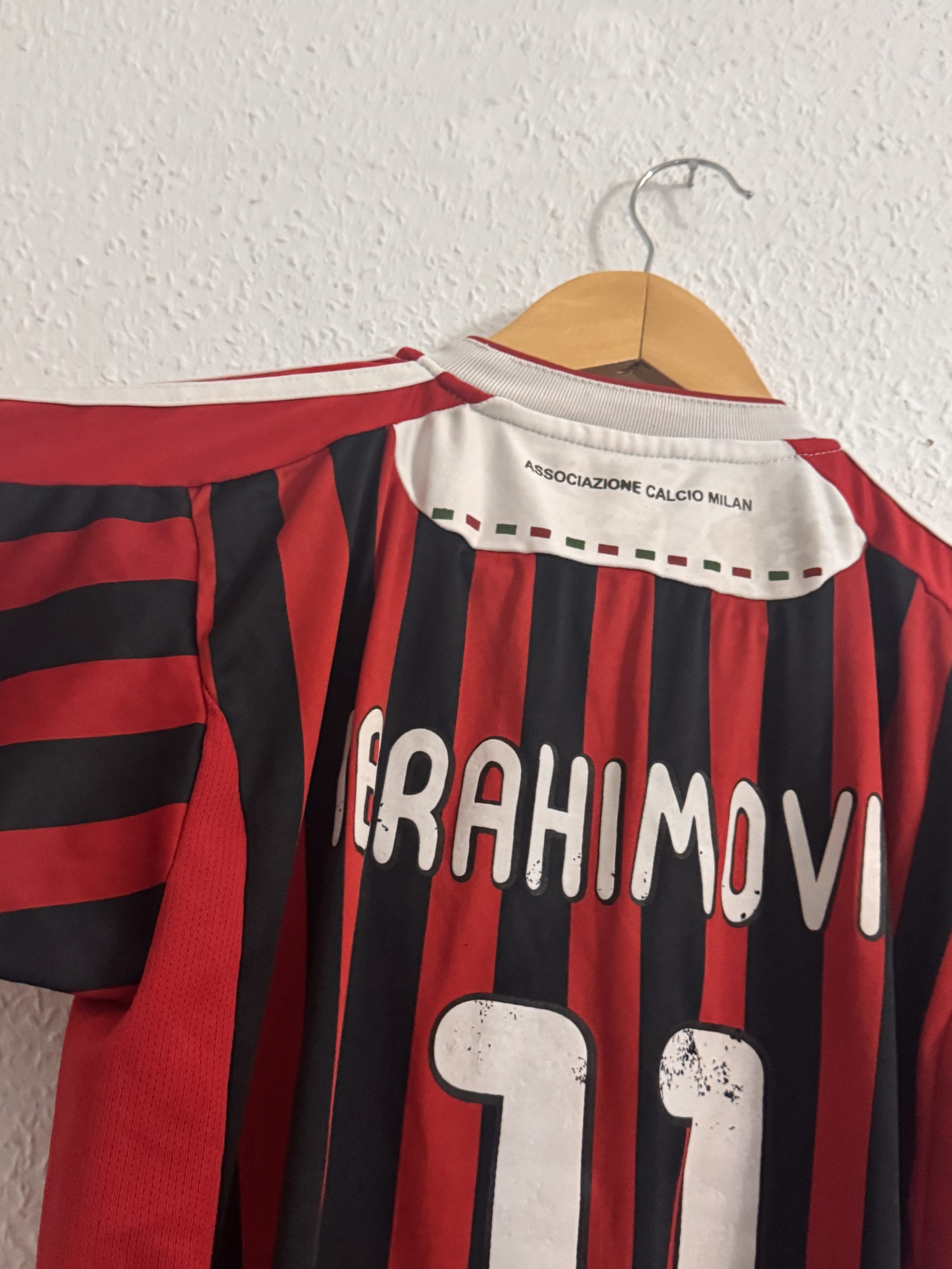 Adidas Men's Red & Black AC Milan Football Jersey XL - 3084 image 10