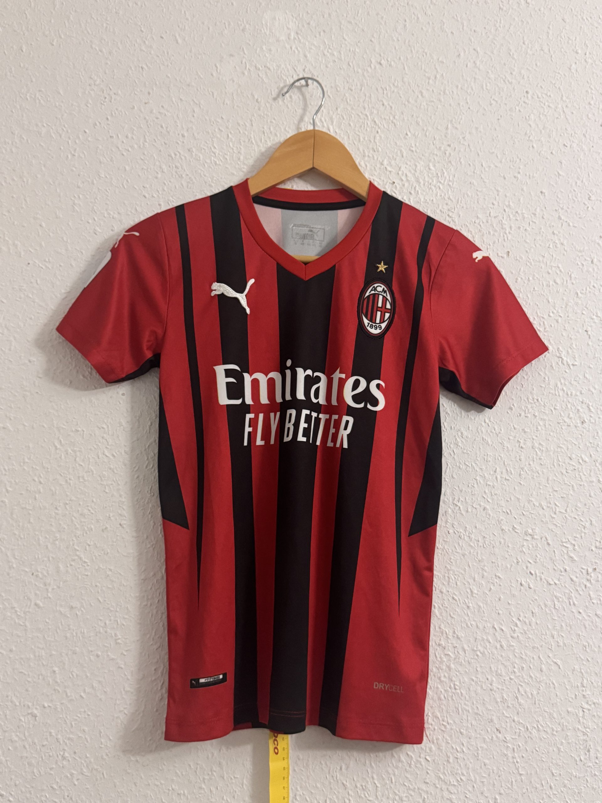 Puma Men's Red & Black AC Milan Football Jersey Medium 3091