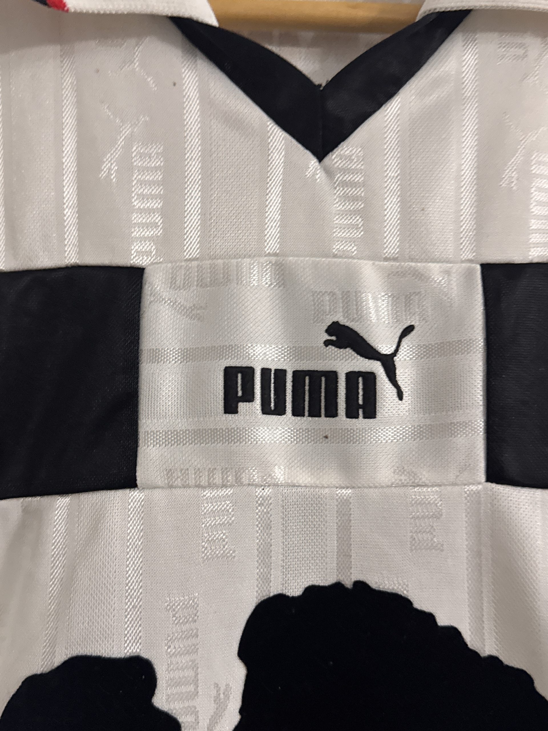 Puma White & Black Vintage Football Shirt Large Lollipop Print 3089 image 4