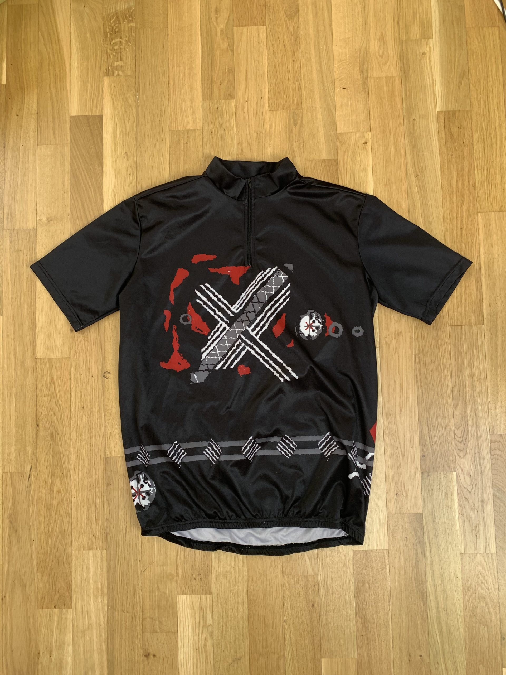 Vintage Radtrikot Herren schwarz rot grafisches Muster Fahrrad Shirt