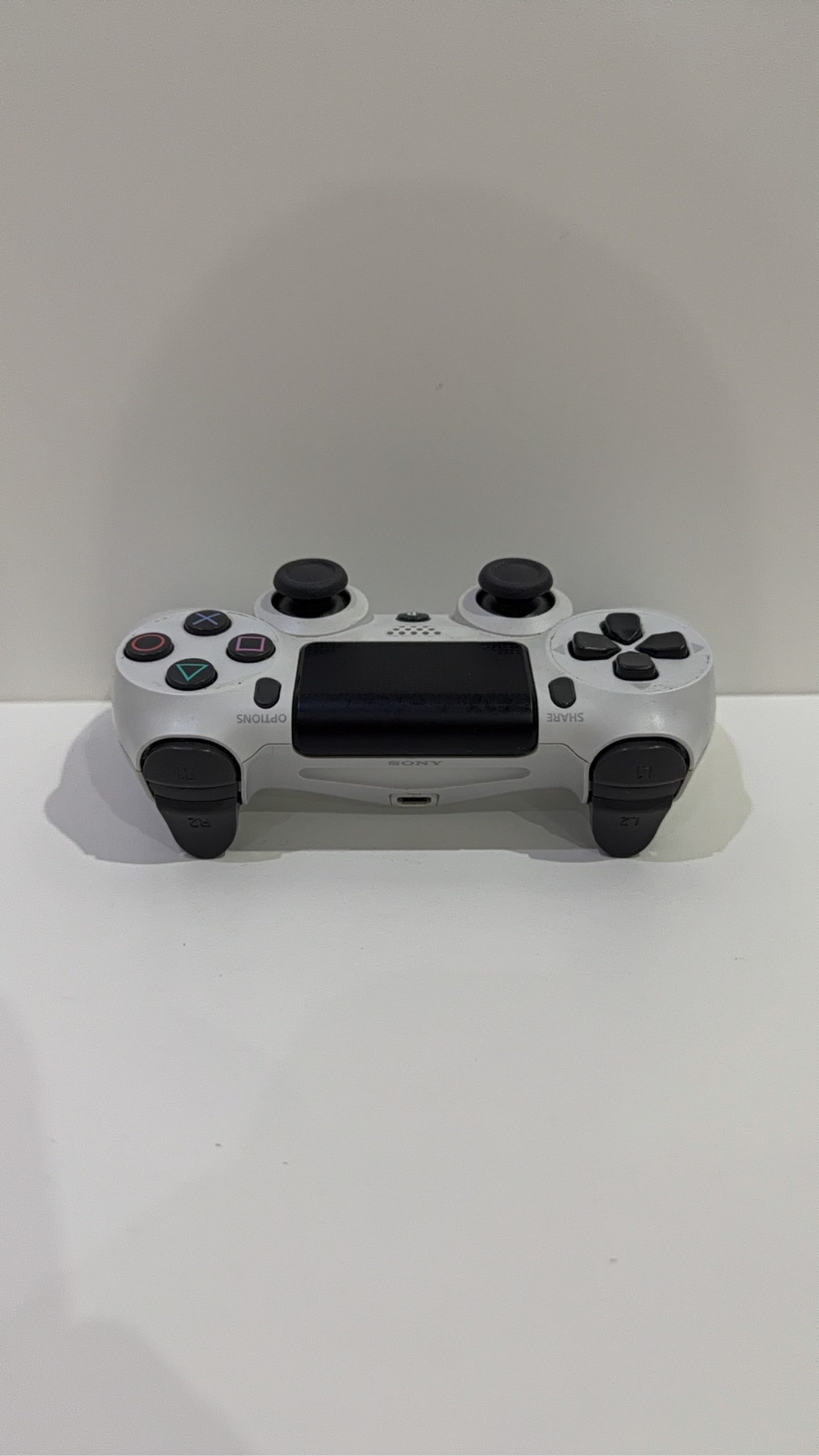 Sony PlayStation DualShock 4 Wireless Controller White PS4 Tested Fully Working image 3