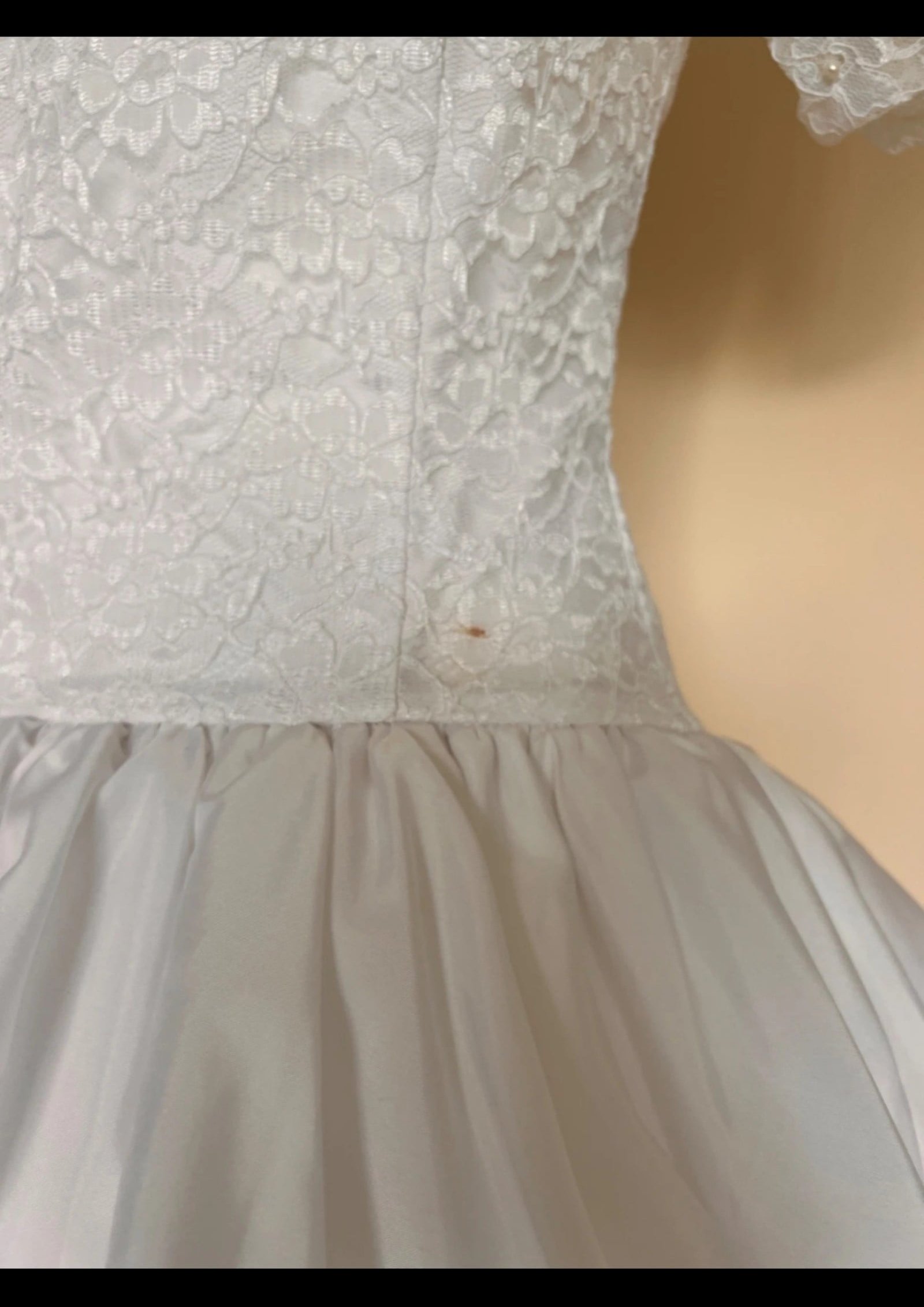 Vintage Gianni Balenti Women's White Lace Satin Puff Sleeve Wedding Dress Medium image 2