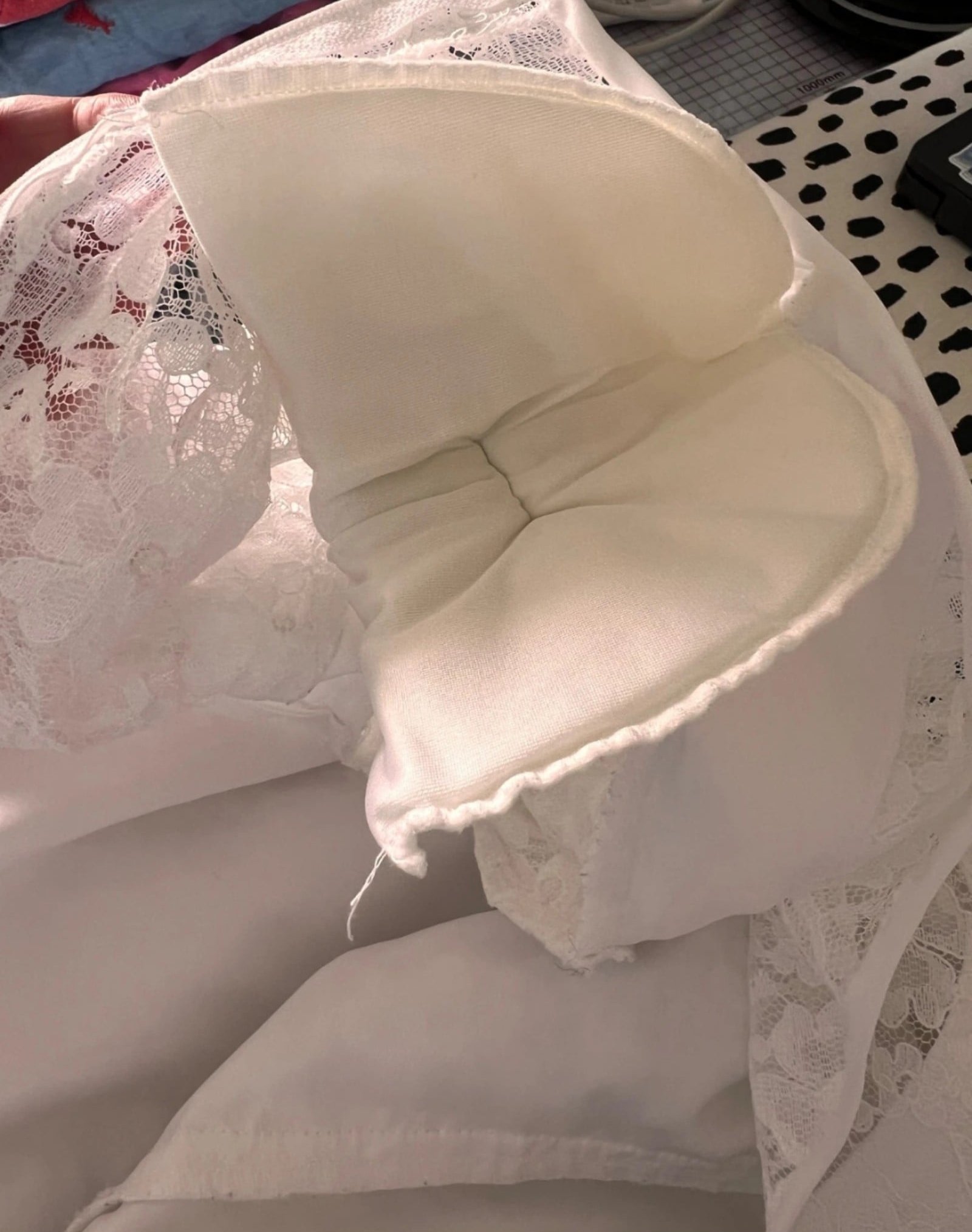 Vintage Gianni Balenti Women's White Lace Satin Puff Sleeve Wedding Dress Medium image 7