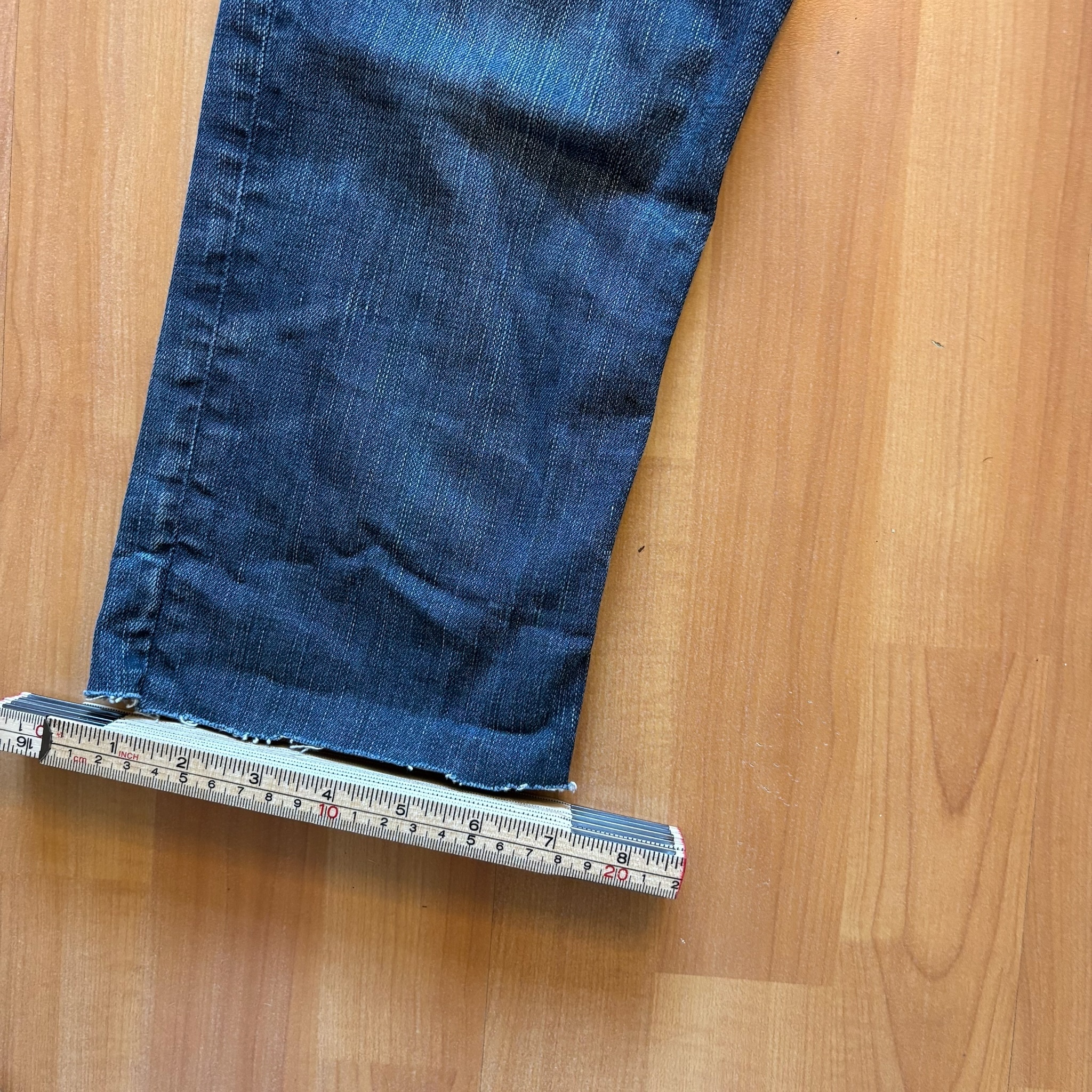 Vintage Levi's Blue 511 Capri 3/4 length Jeans 34 Waist Distressed Hem image 9
