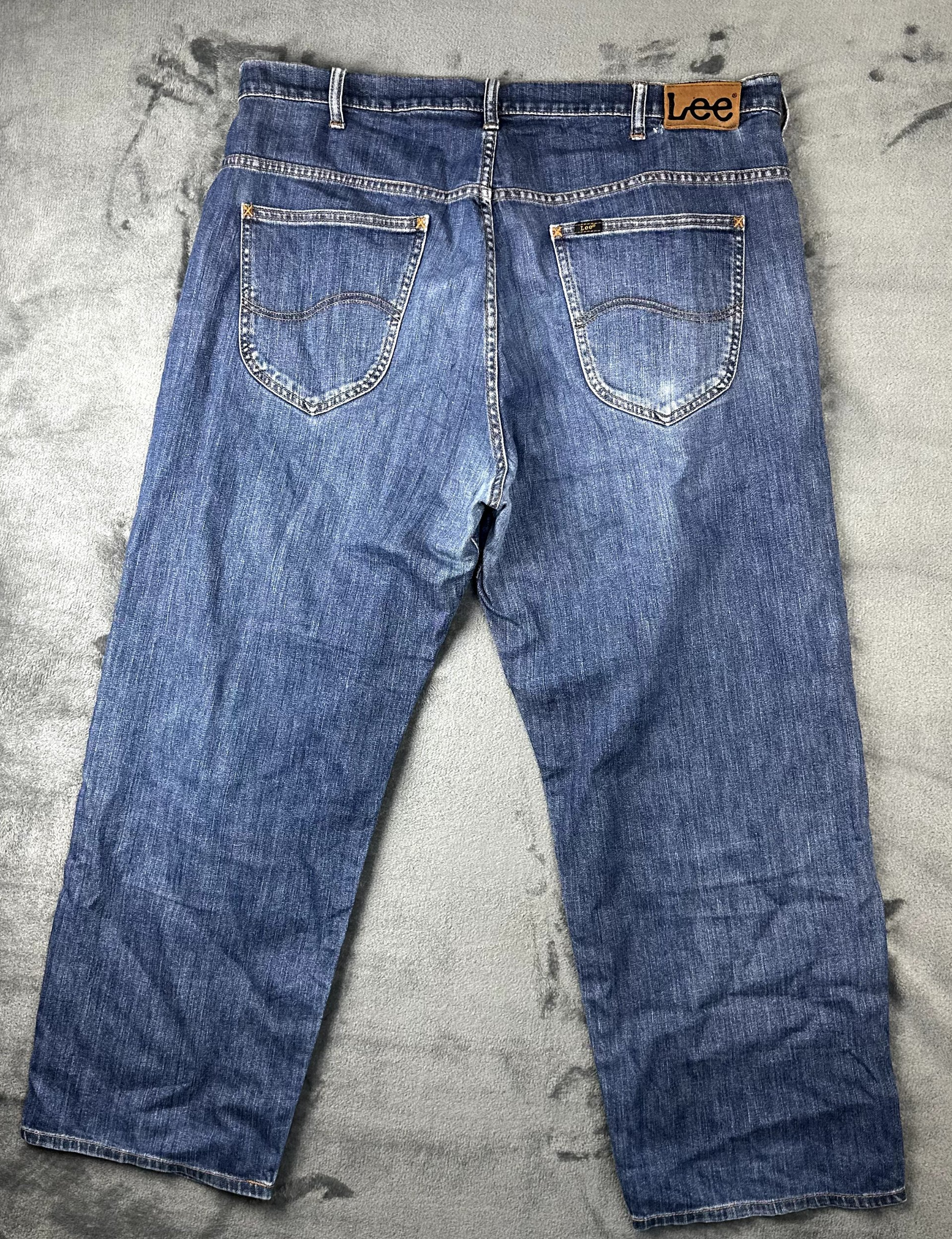 Lee Men’s Blue Relaxed Fit Straight Leg Jeans W40 L26 / L27 Mid Wash image 2