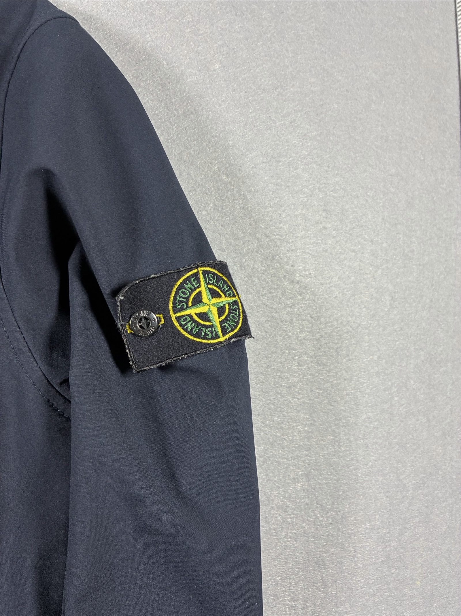 Stone Island Navy Light Soft Shell-R Jacket Large Wind Resistant Breathable image 3