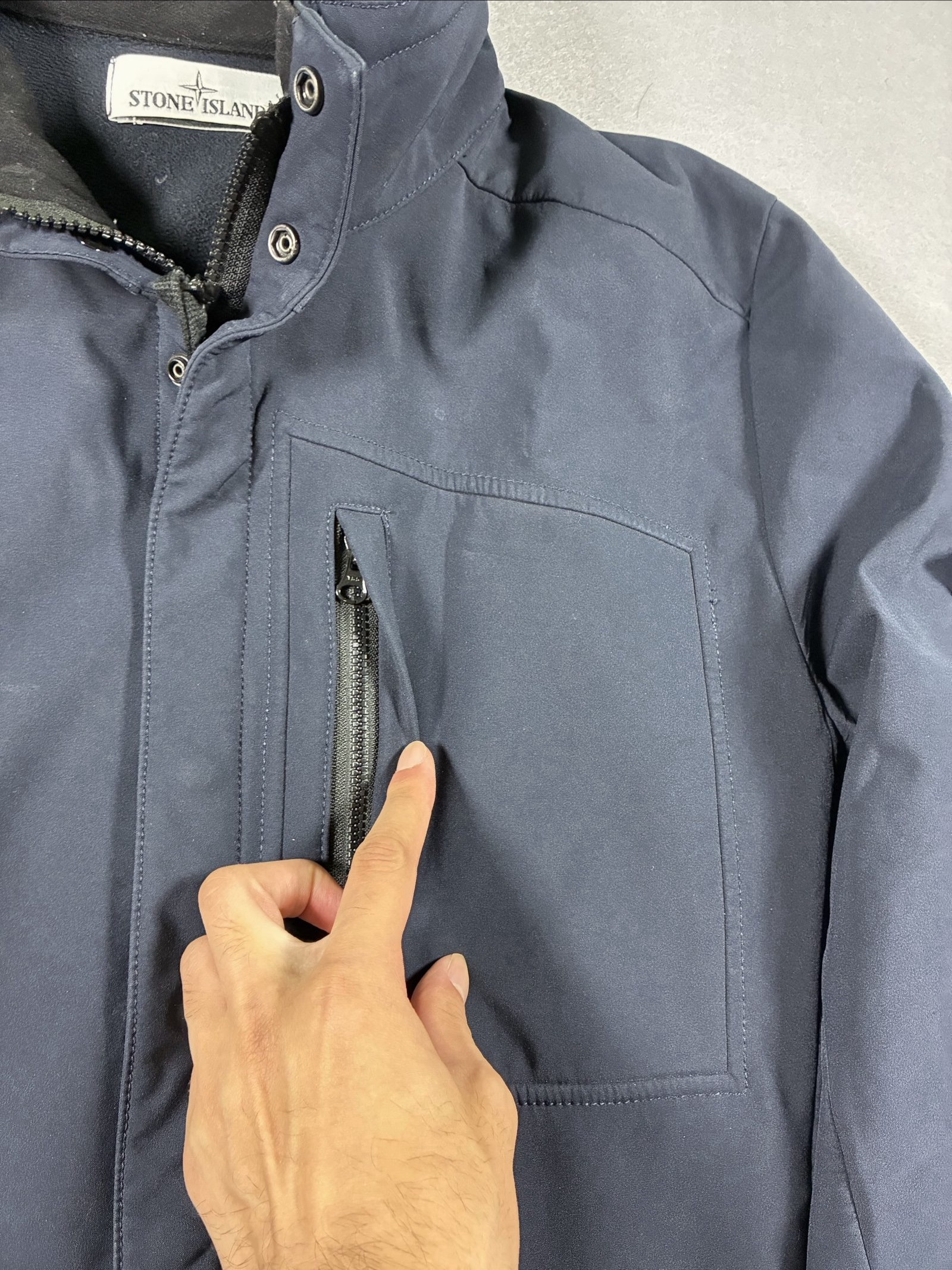 Stone Island Navy Soft Shell Jacket Large Chest Zip Pocket image 4