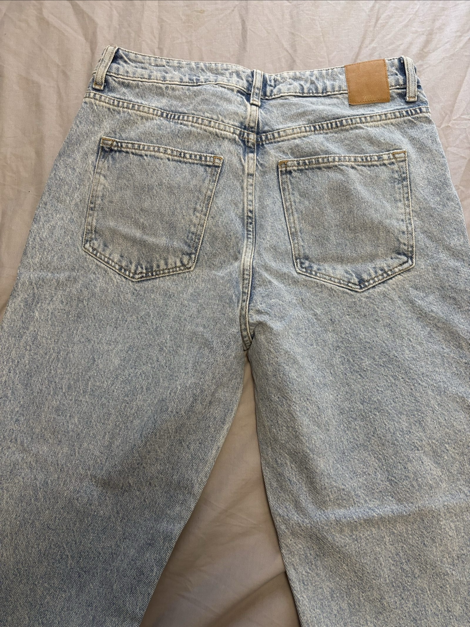 Zara Women's Light Blue Denim Jeans Size 12 Raw Hem image 5