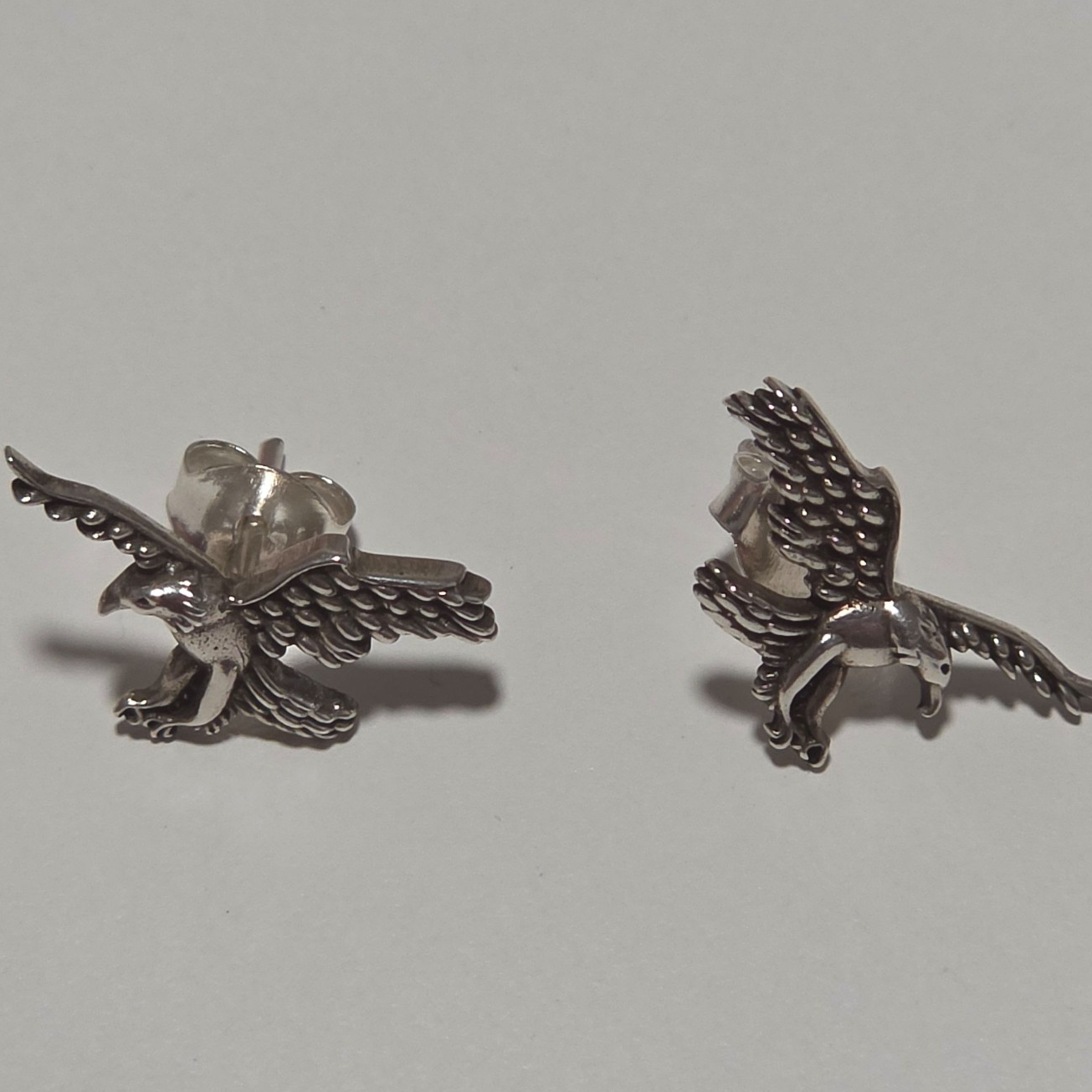 925 sterling Silver Eagle Stud Earrings .b6