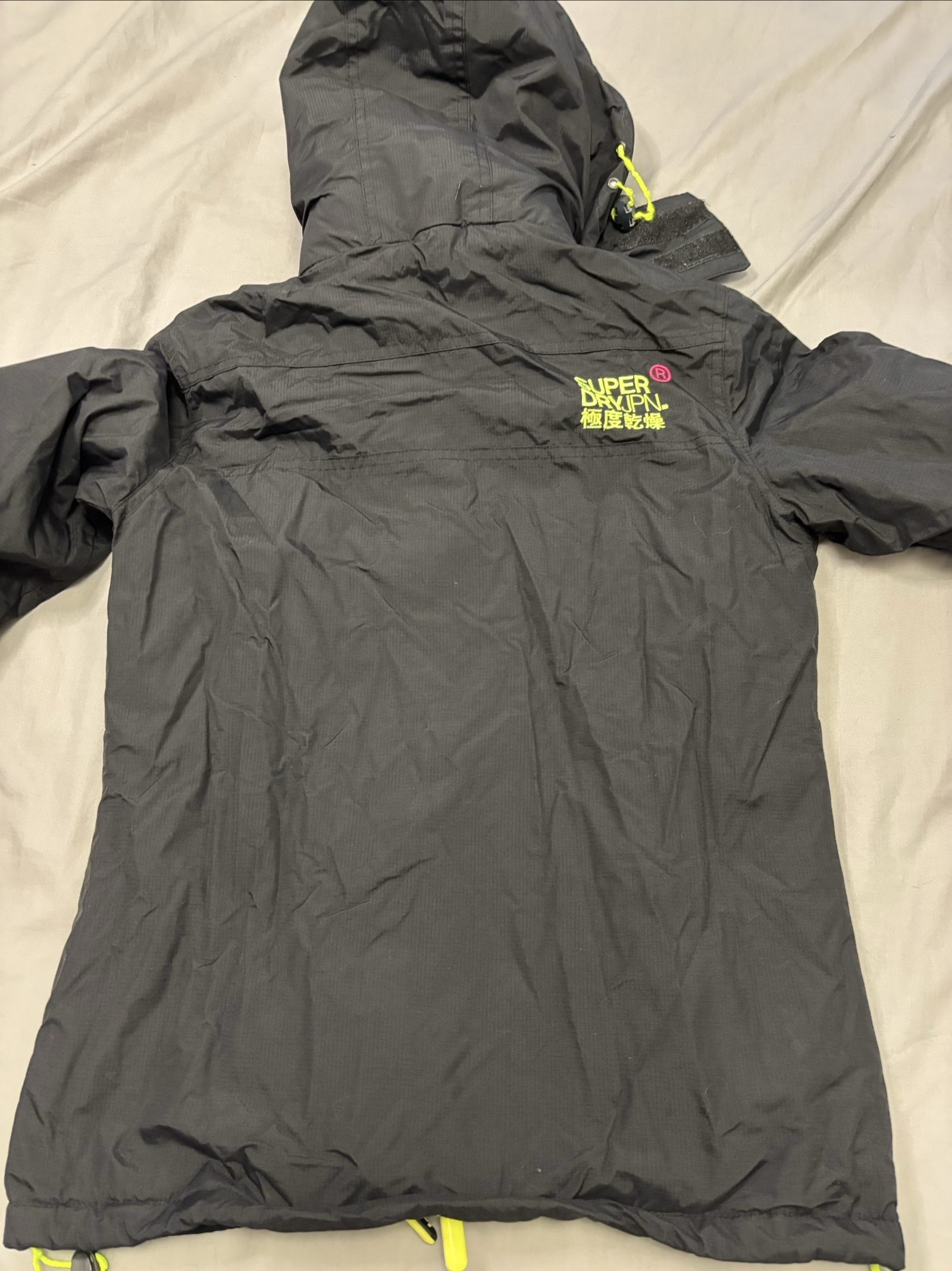 Superdry Black & Neon Yellow Softshell Jacket xs Hooded image 4