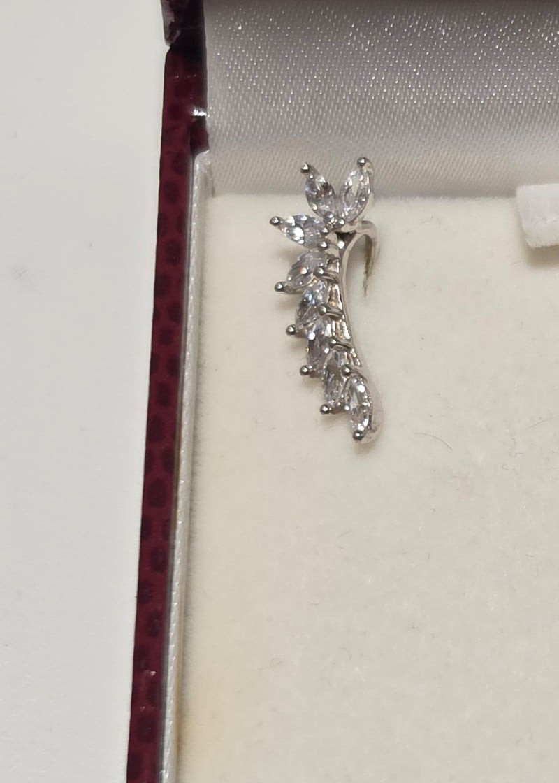925 Silver Tone Leaf Design Crystal Earrings b4 image 10