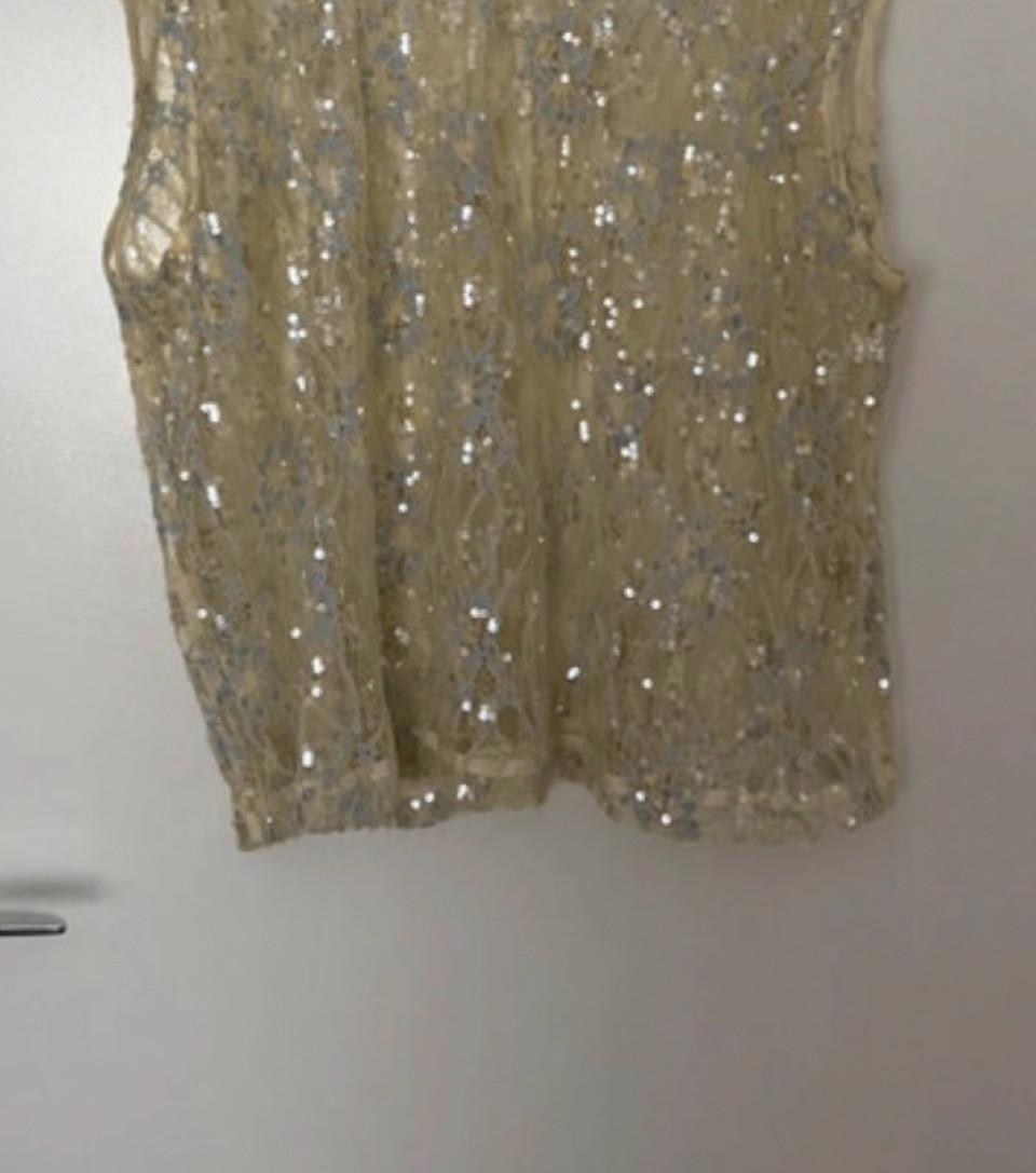VRG GRL off white and blue Sequin Lace Top Women Size 14 image 5