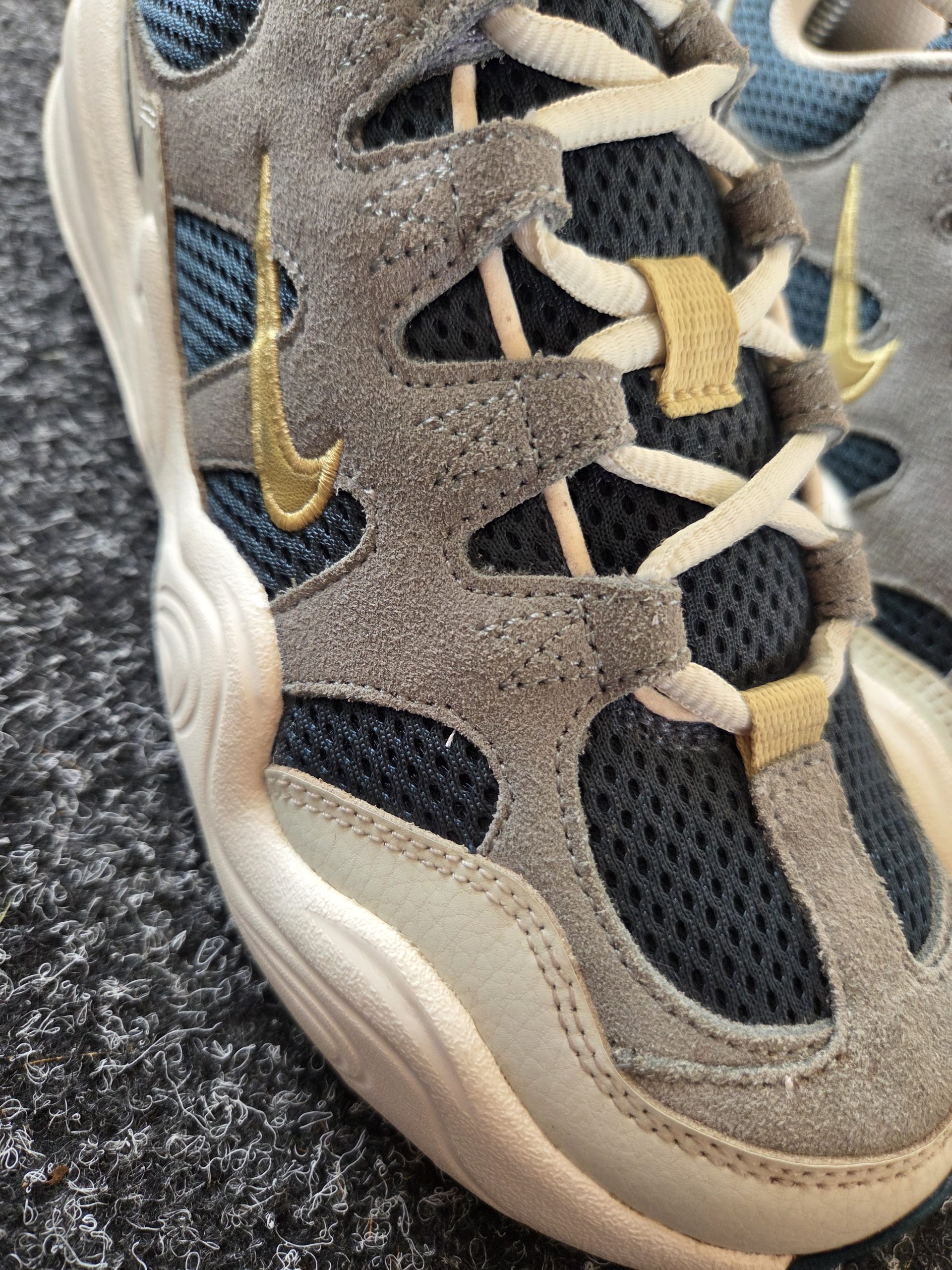 Nike Tech Hera Women's Trainers Deep Jungle UK 5.5 FQ2771-300 image 3