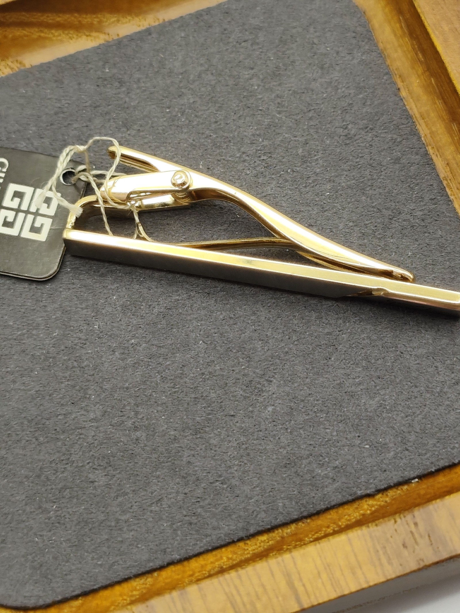 Givenchy Gold Tone Gentleman Tie Clip Other image 9