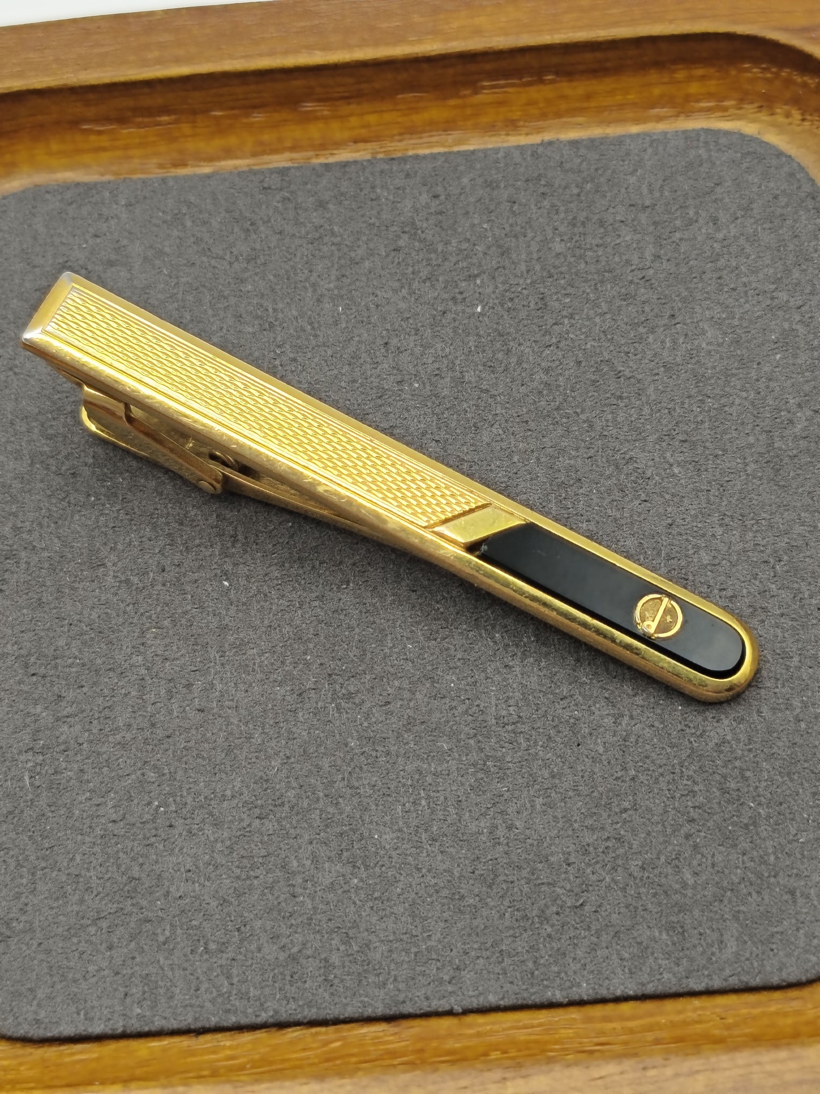 Dunhill Men Gold & Black Enamel Tie Clip Other image 4