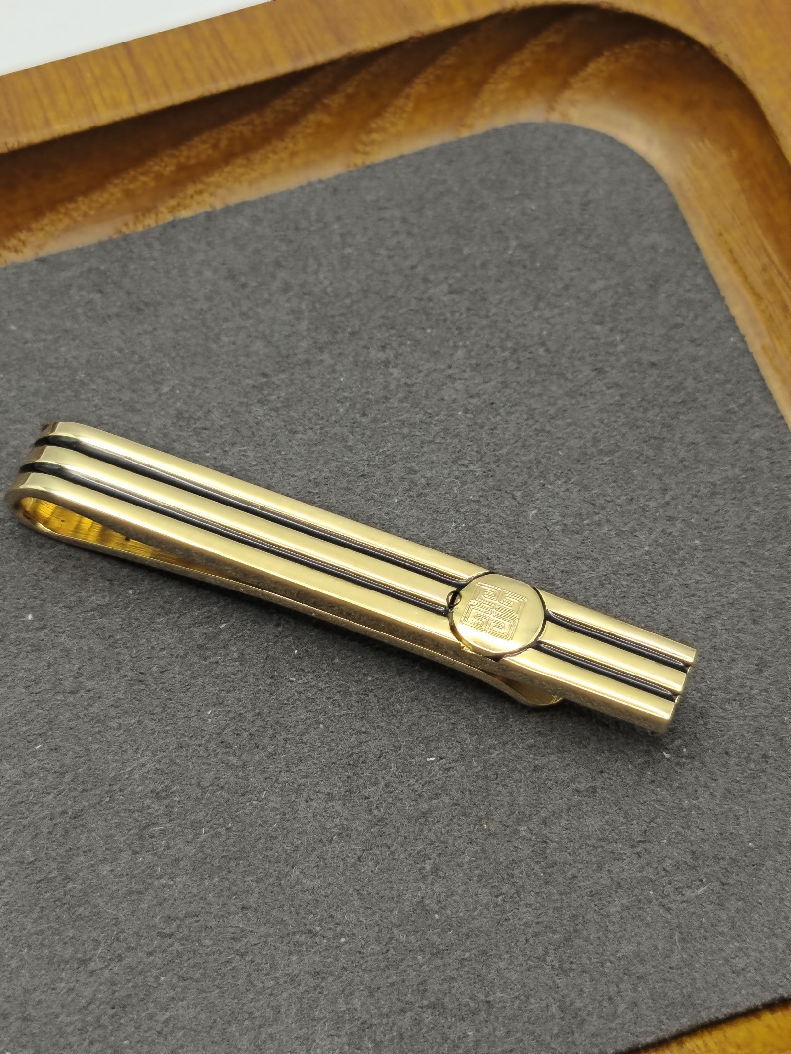 Givenchy Gold Tone Striped Men’s Tie Clip image 3