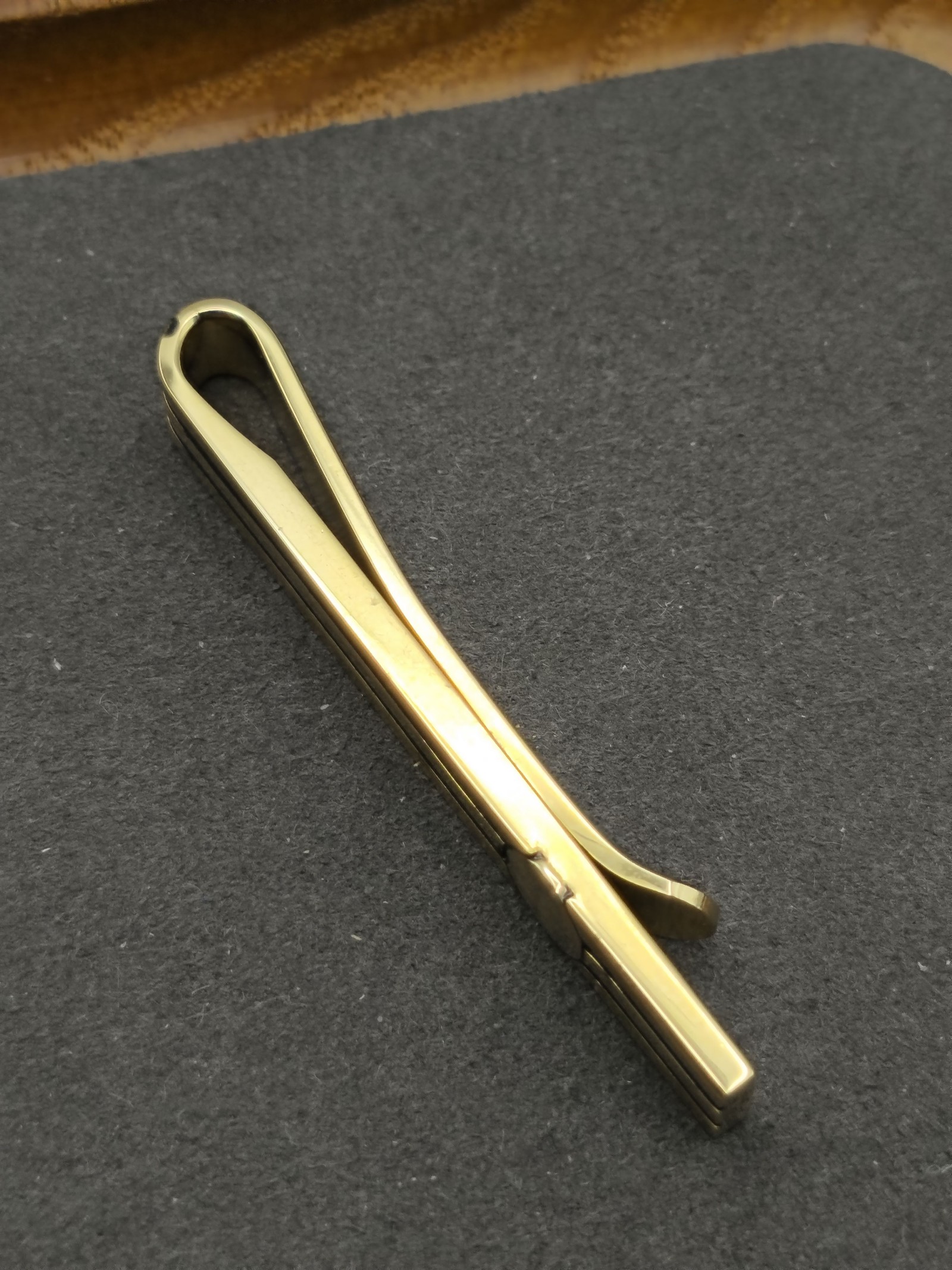 Givenchy Gold Tone Striped Men’s Tie Clip image 9