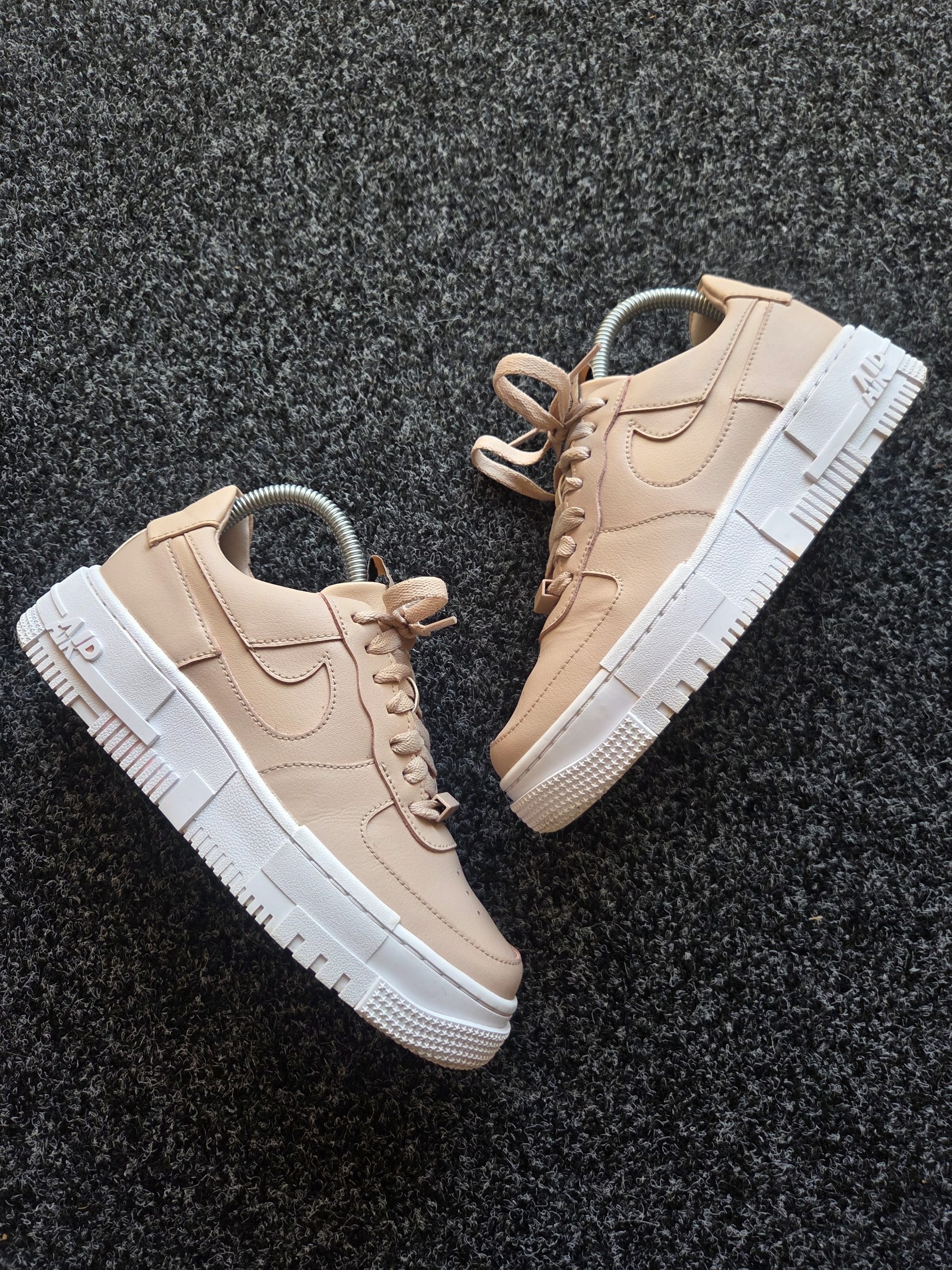 Nike Air Force 1 Low Pixel Women's Trainers Particle Beige UK 4.5 image 2