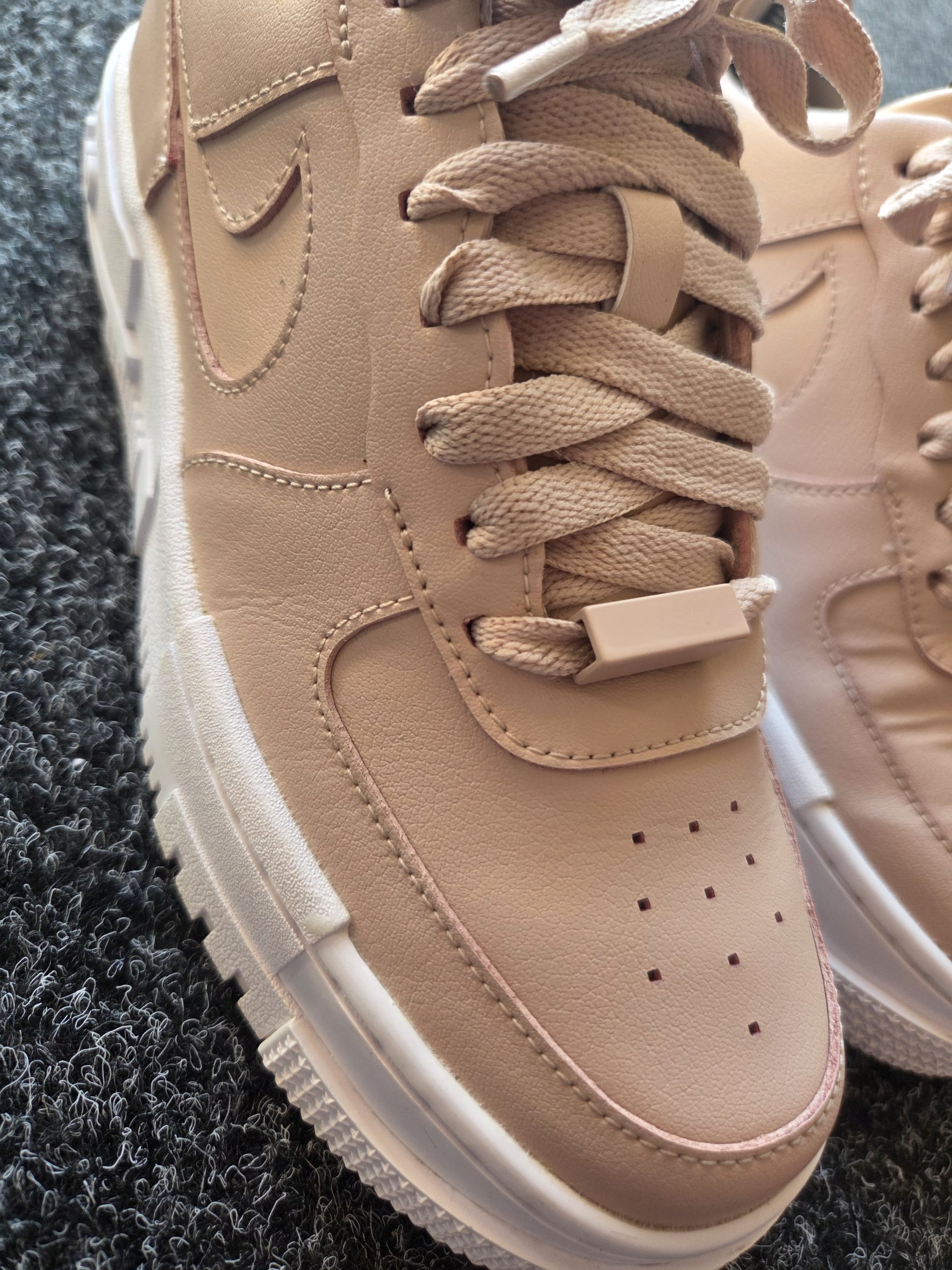 Nike Air Force 1 Low Pixel Women's Trainers Particle Beige UK 4.5 image 3