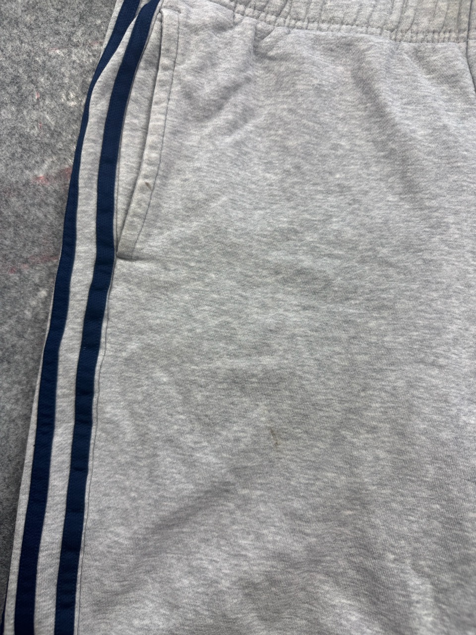 Adidas Grey & Navy 3-Stripe Sweat Shorts Waist 17 in Relaxed Medium image 3