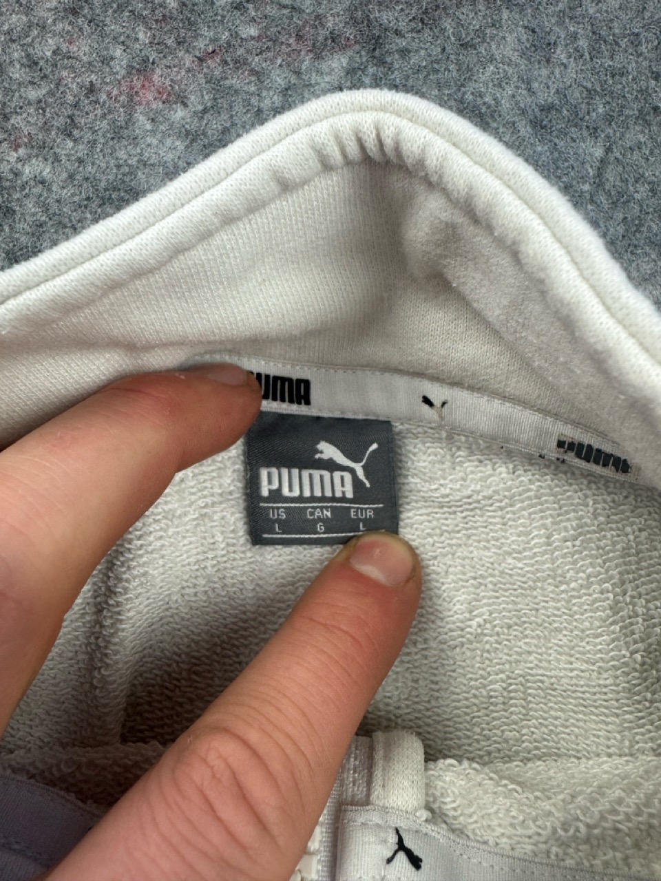 Puma White & Grey 1/4 Zip Sweatshirt Large Cropped image 3