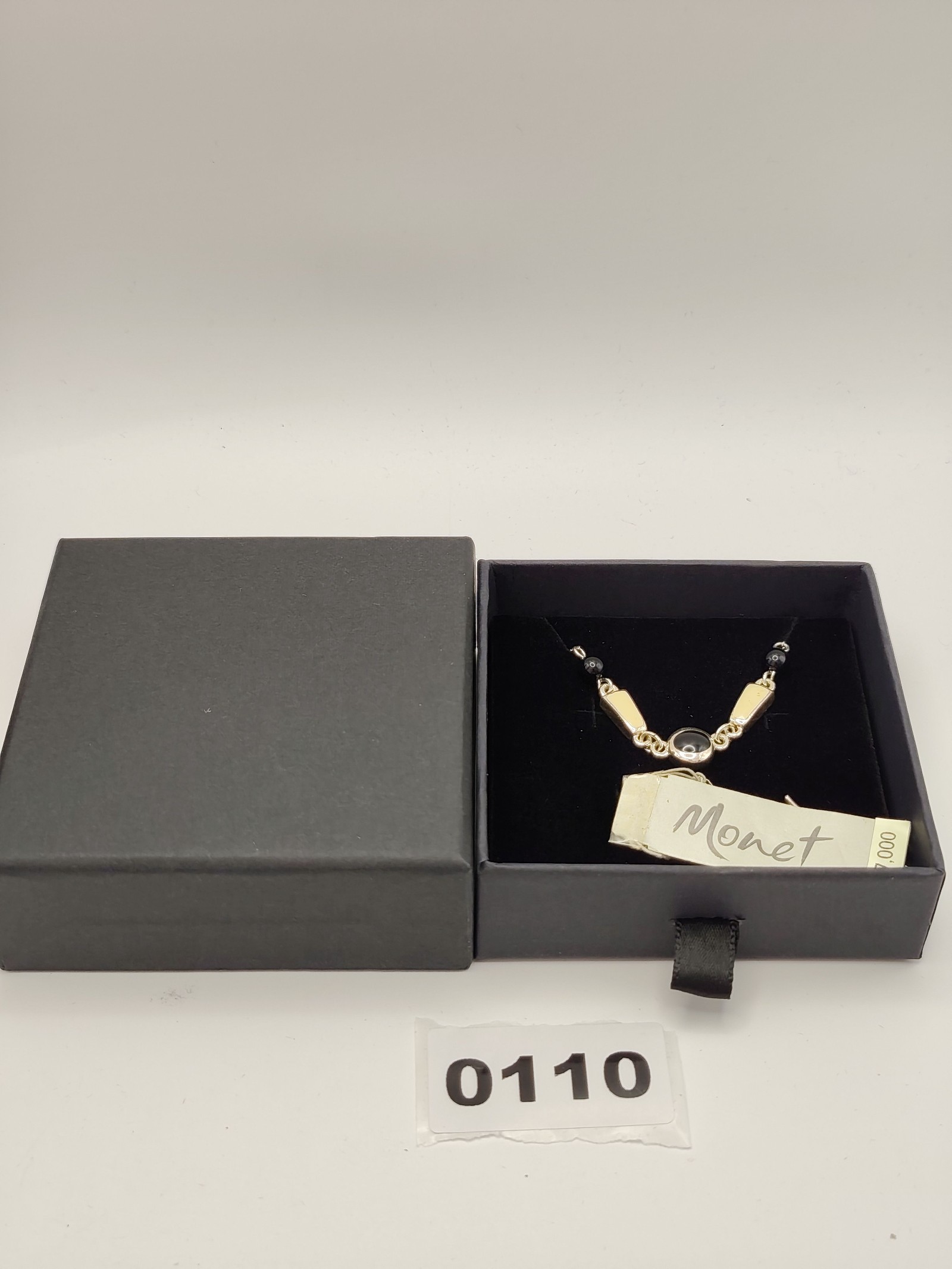 Monet Black & Gold Tone Necklace Unisex