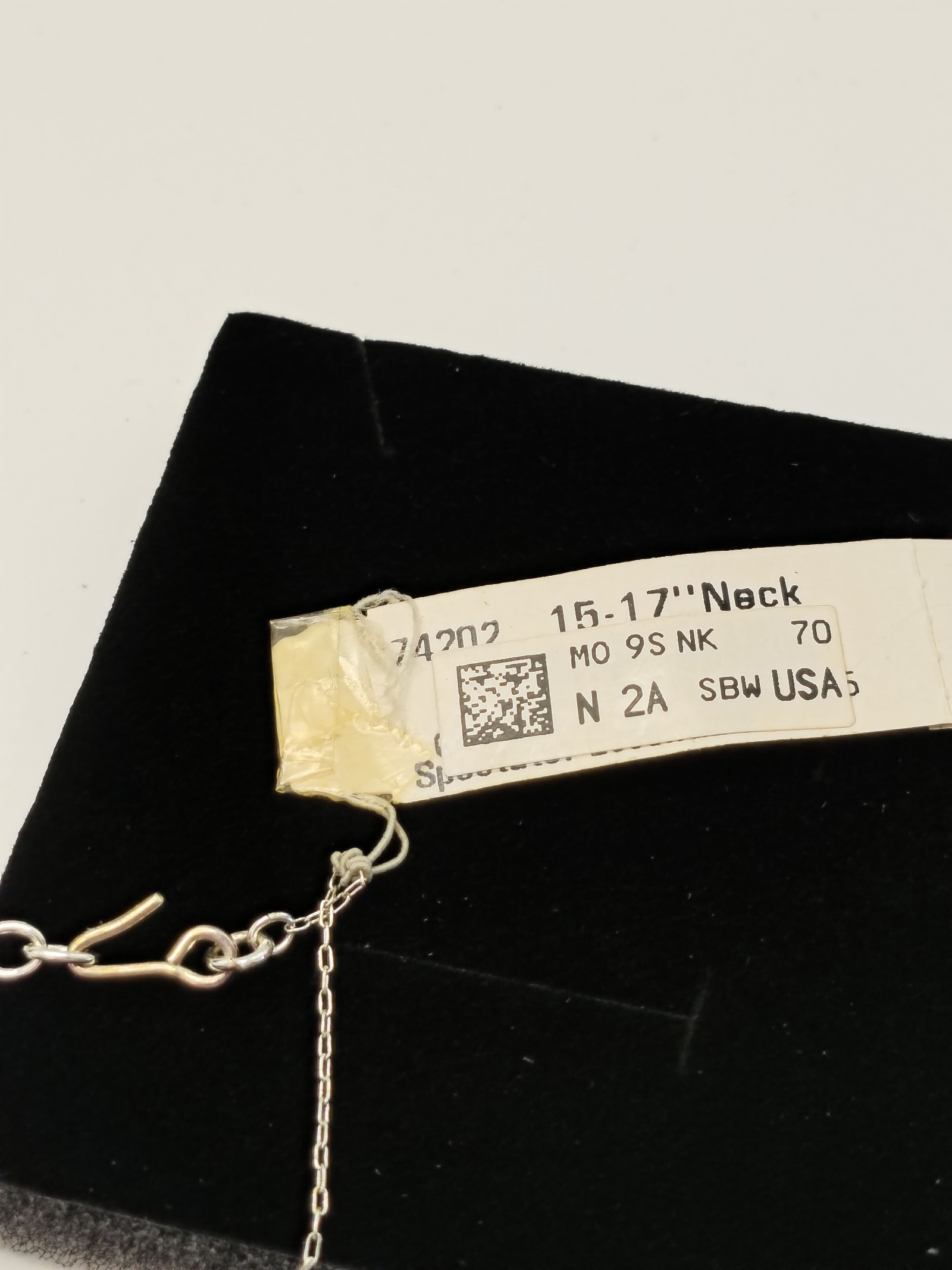 Monet Black & Gold Tone Necklace Unisex image 6