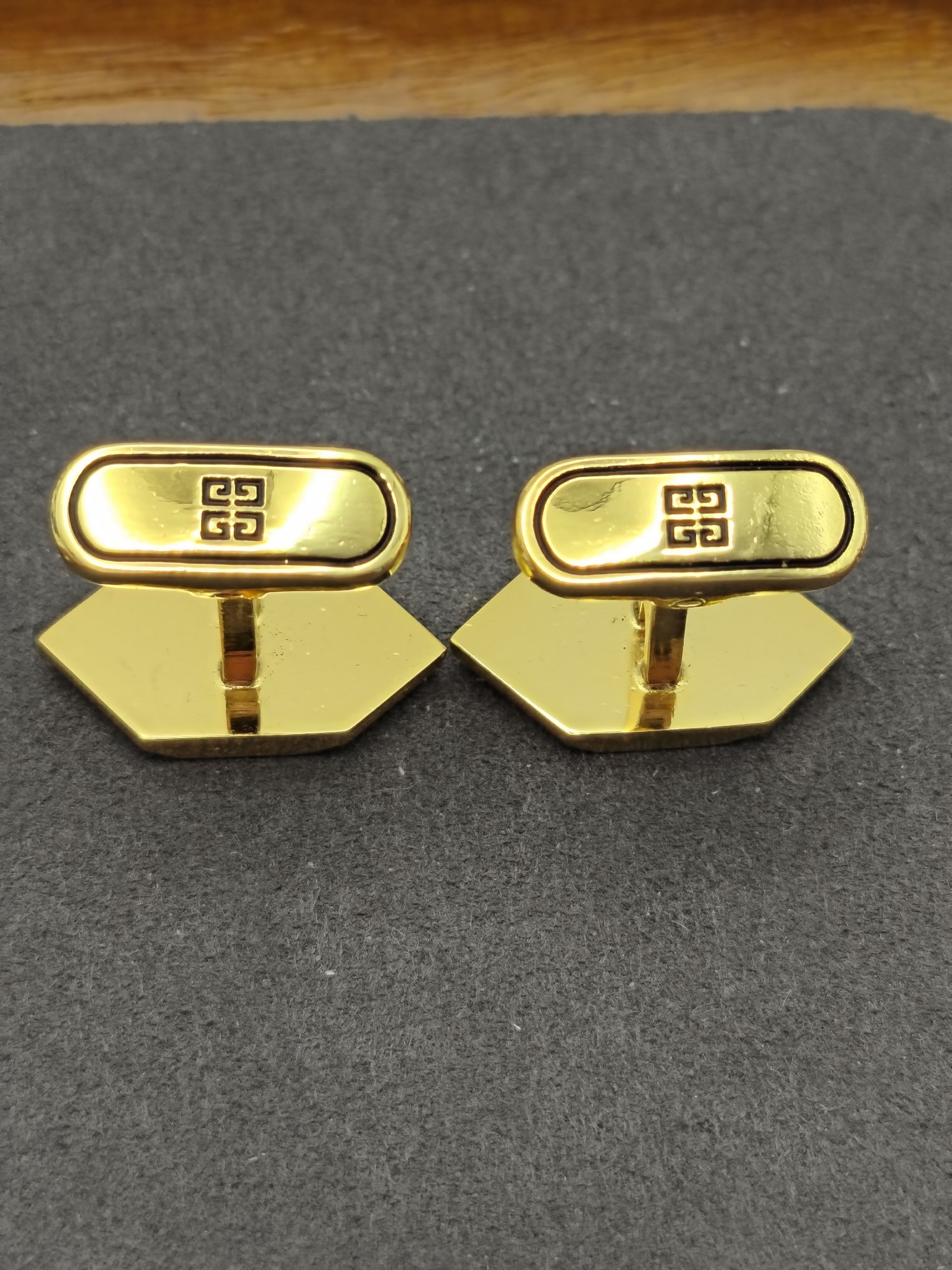 Givenchy Gold & Silver Men's Logo Cufflinks Other image 3