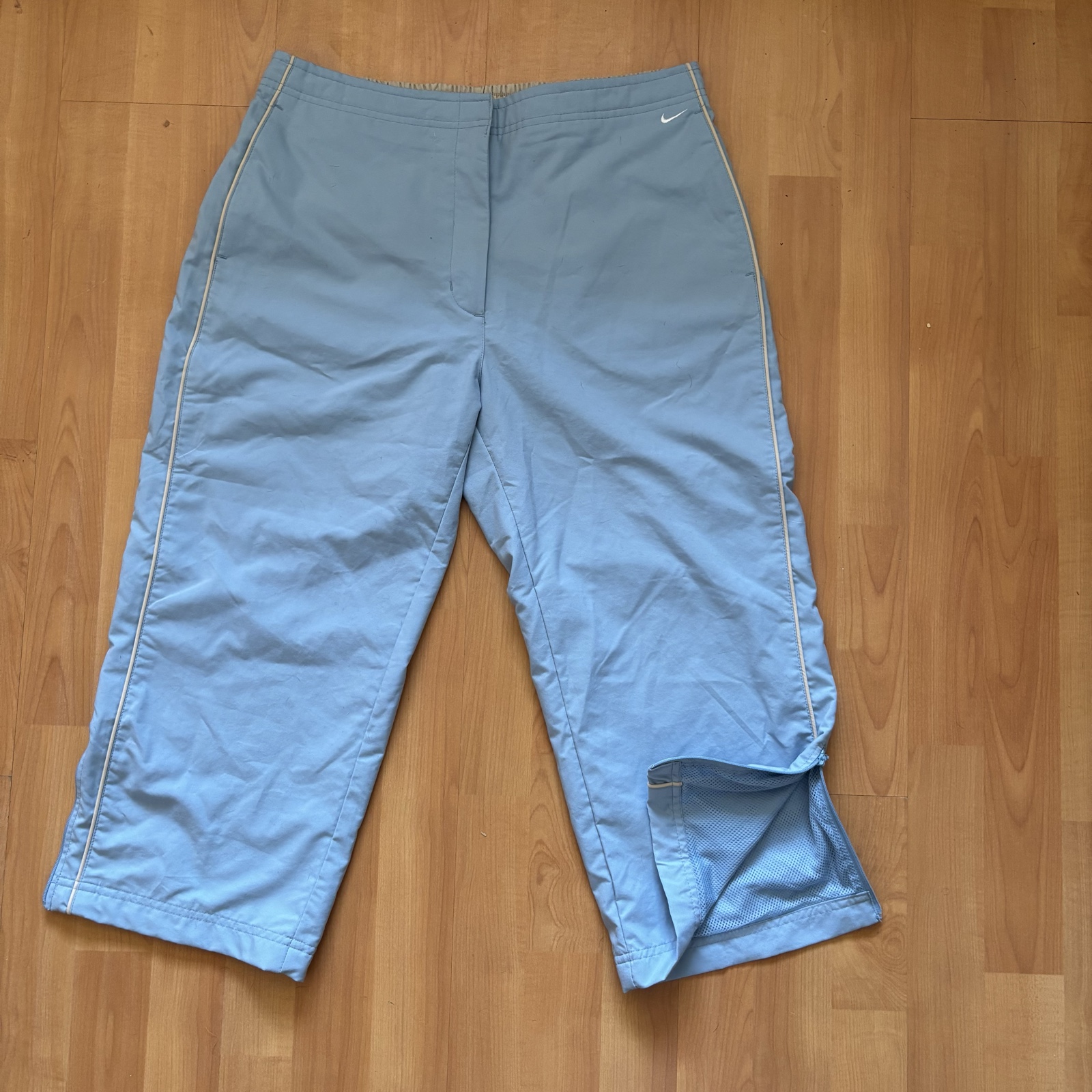 Nike Blue & Beige Women's Size Large Sports Capri Pants image 2