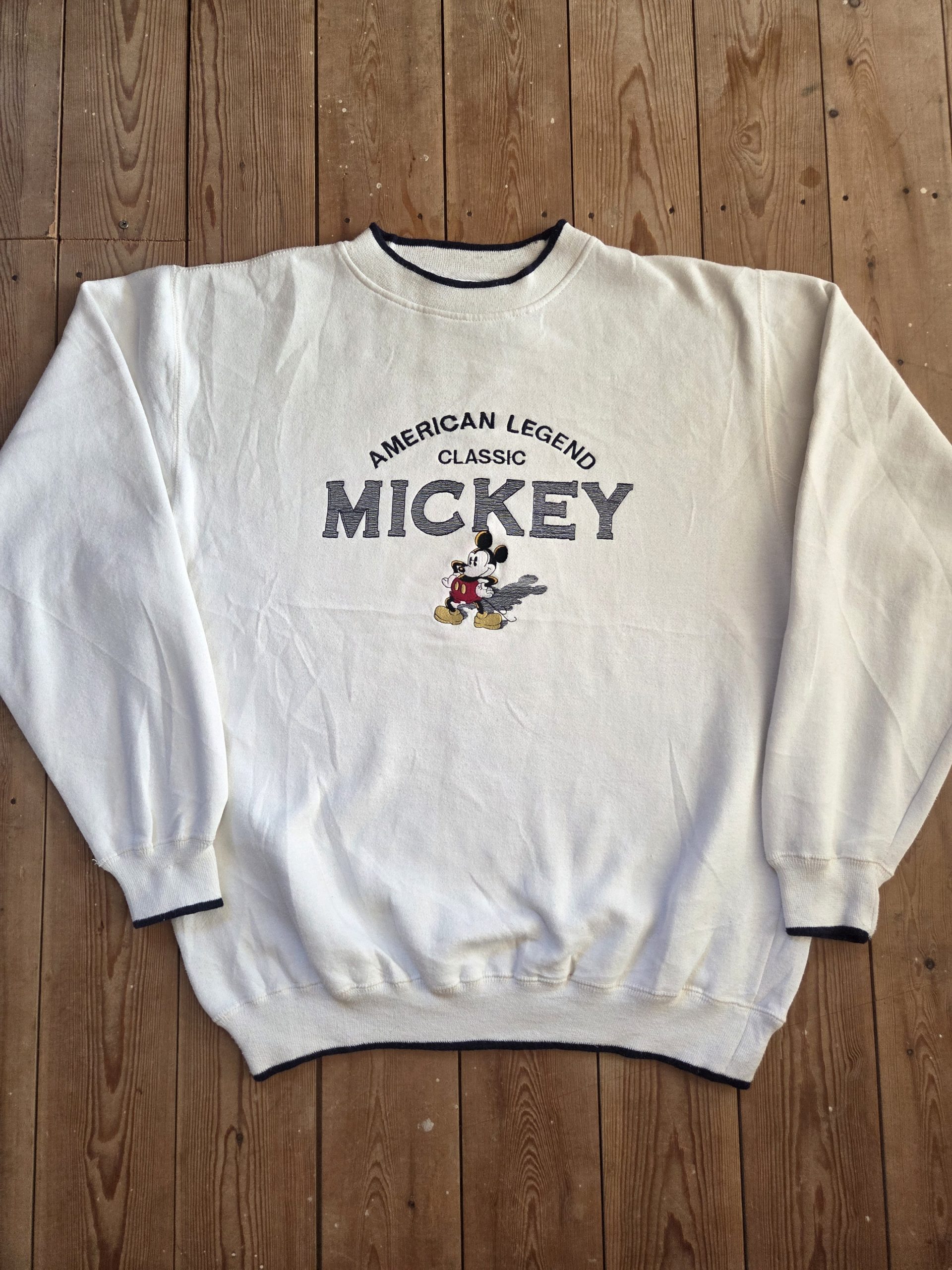 Mickey & Co. American Legend Classic Mickey Mouse 90s Sweatshirt White Unisex XL