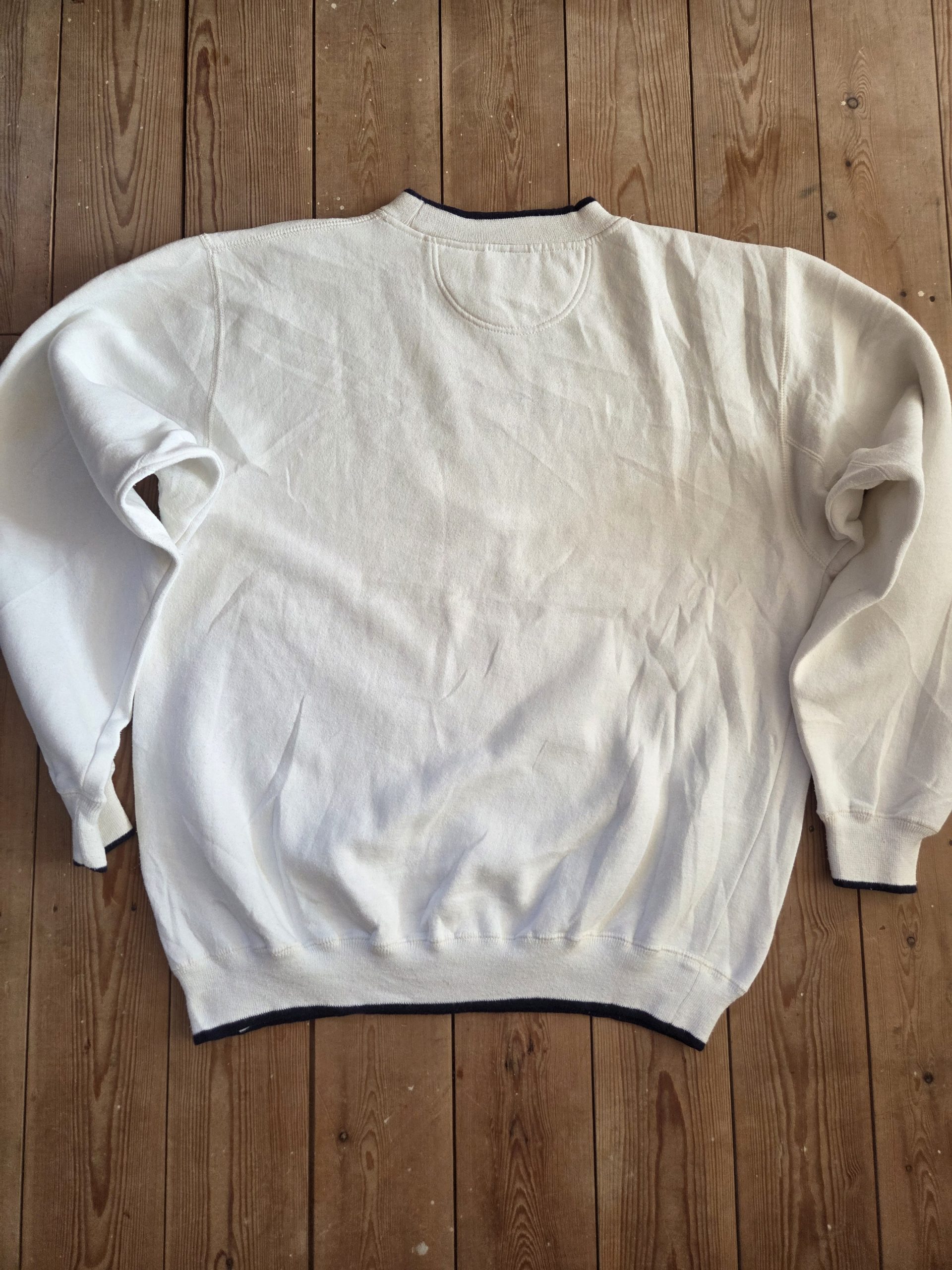 Mickey & Co. American Legend Classic Mickey Mouse 90s Sweatshirt White Unisex XL image 2
