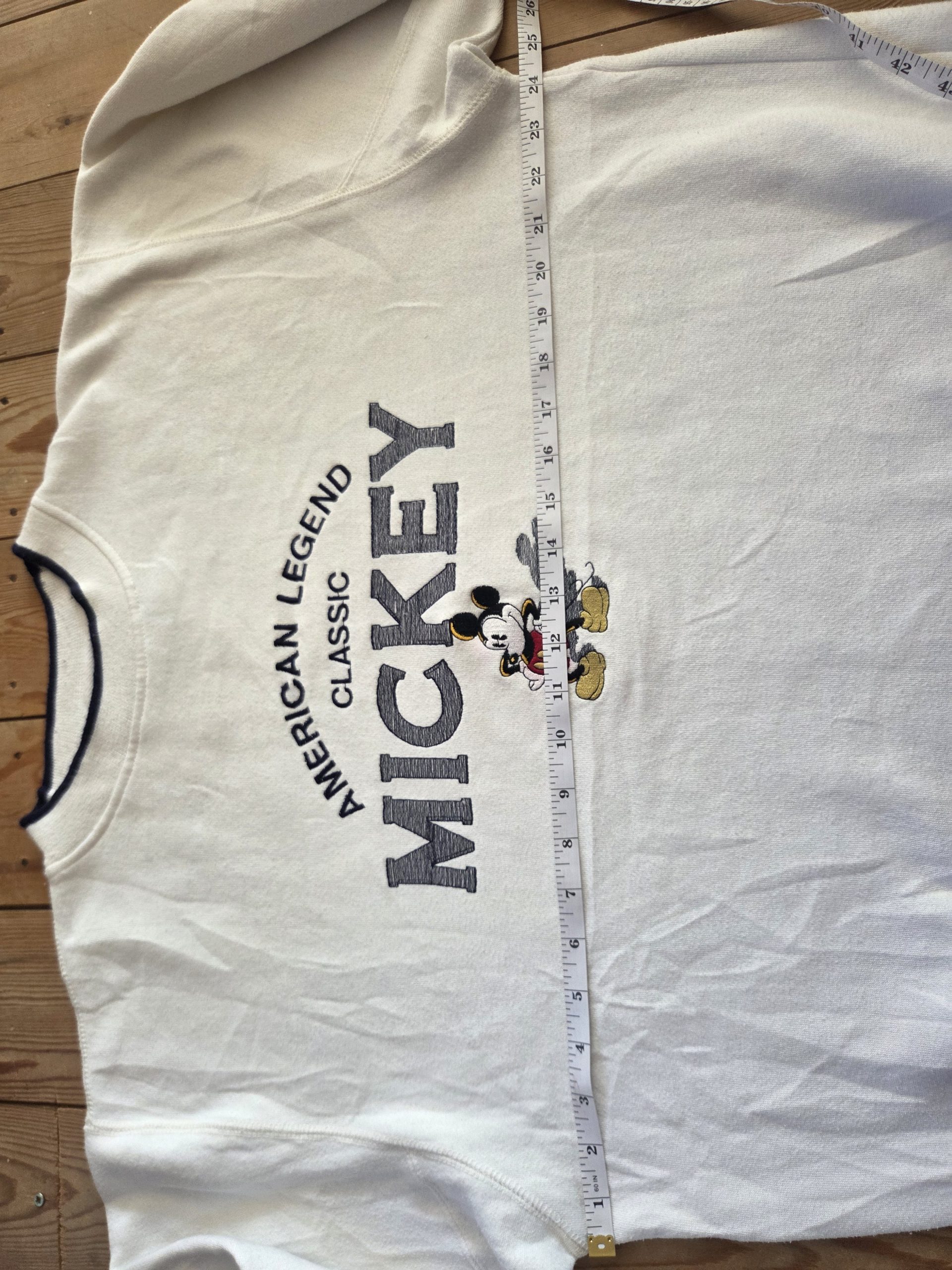 Mickey & Co. American Legend Classic Mickey Mouse 90s Sweatshirt White Unisex XL image 4