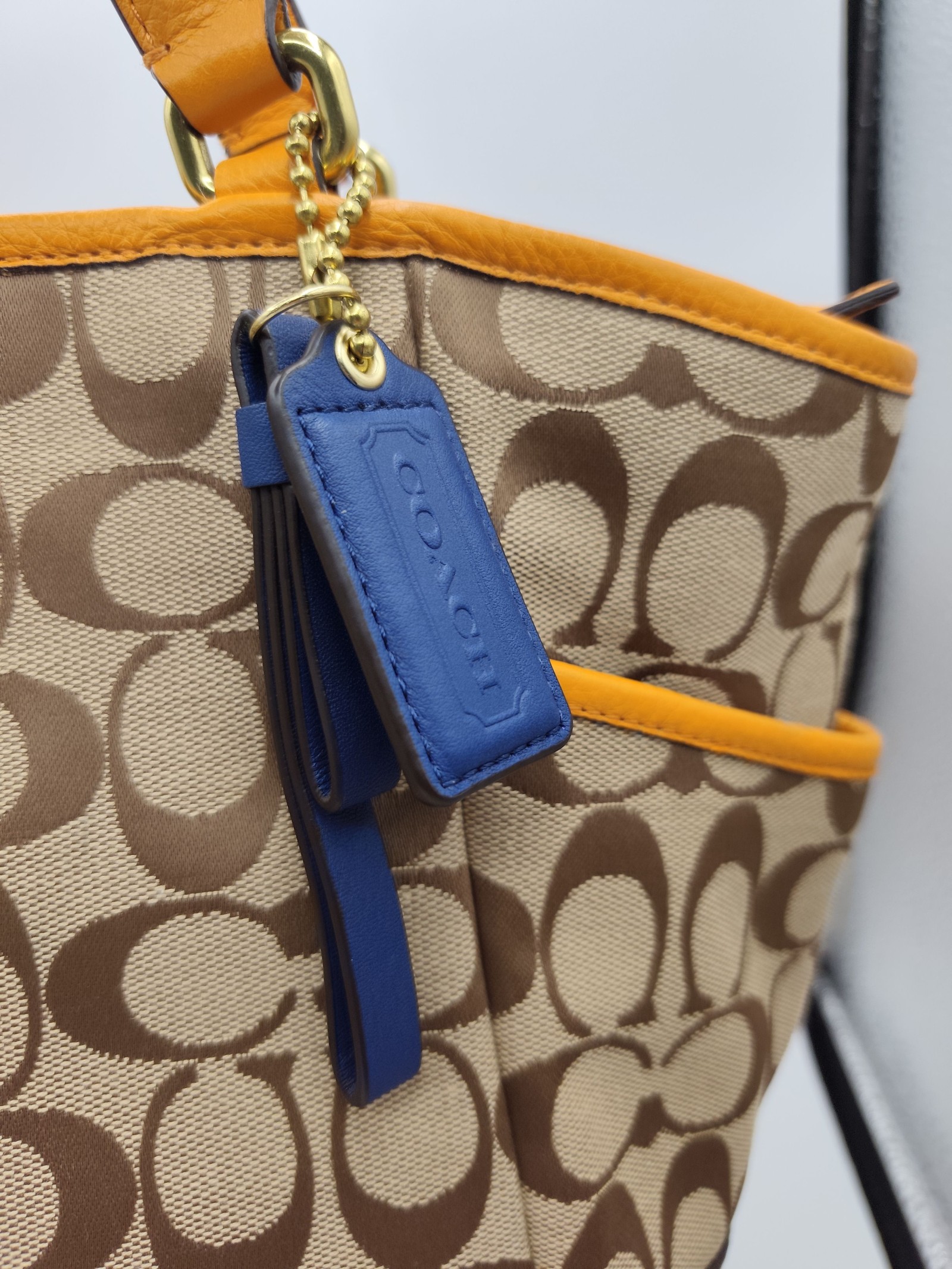 Coach Women's Beige & Orange Signature Canvas Tote Bag image 3