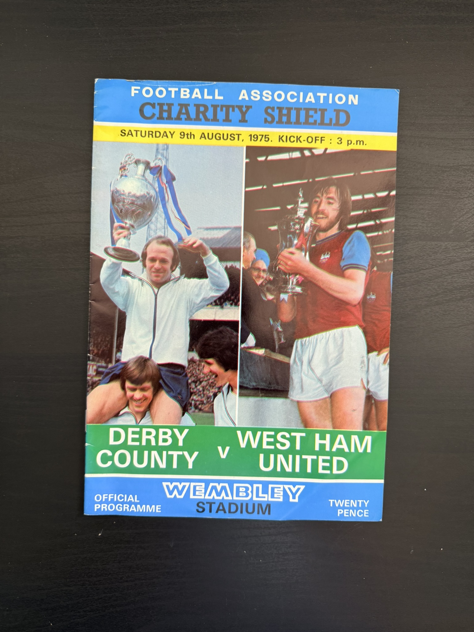 Football Association Charity Shield Derby County v West Ham United 1975 Programme