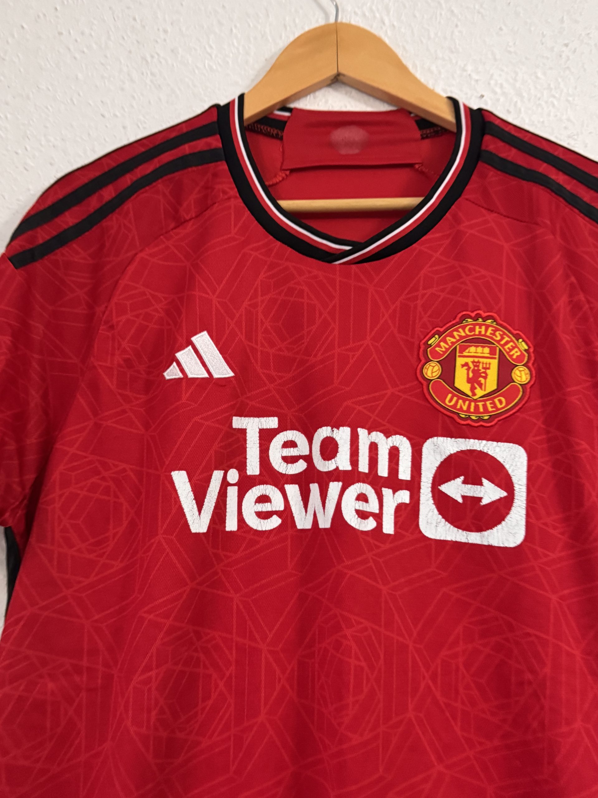 Adidas Men's Red Manchester United Football Jersey Large 3035 image 3