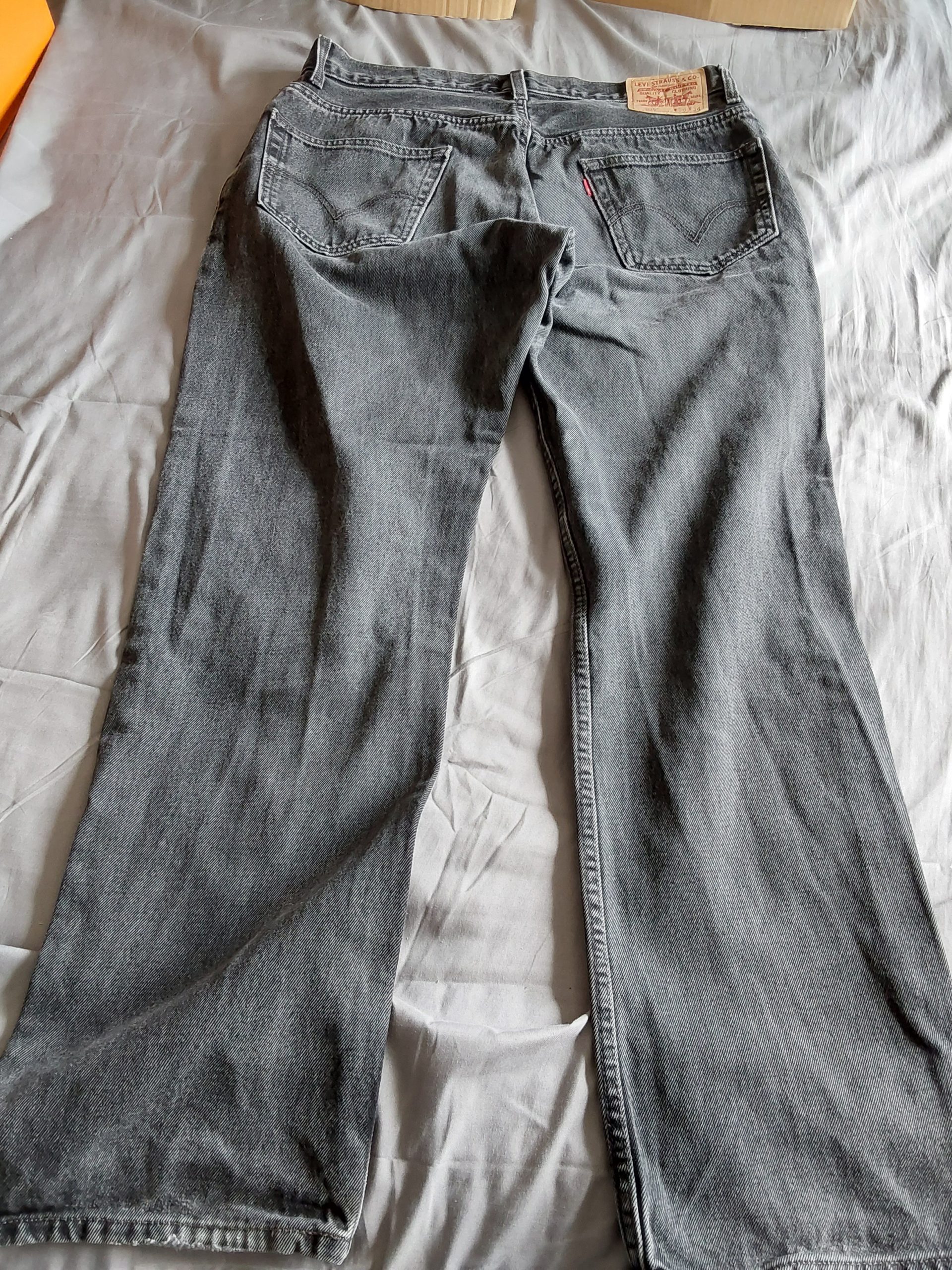 Levi's Black Denim 505 Regular Fit Jeans W36 L32 Dark Casual image 4