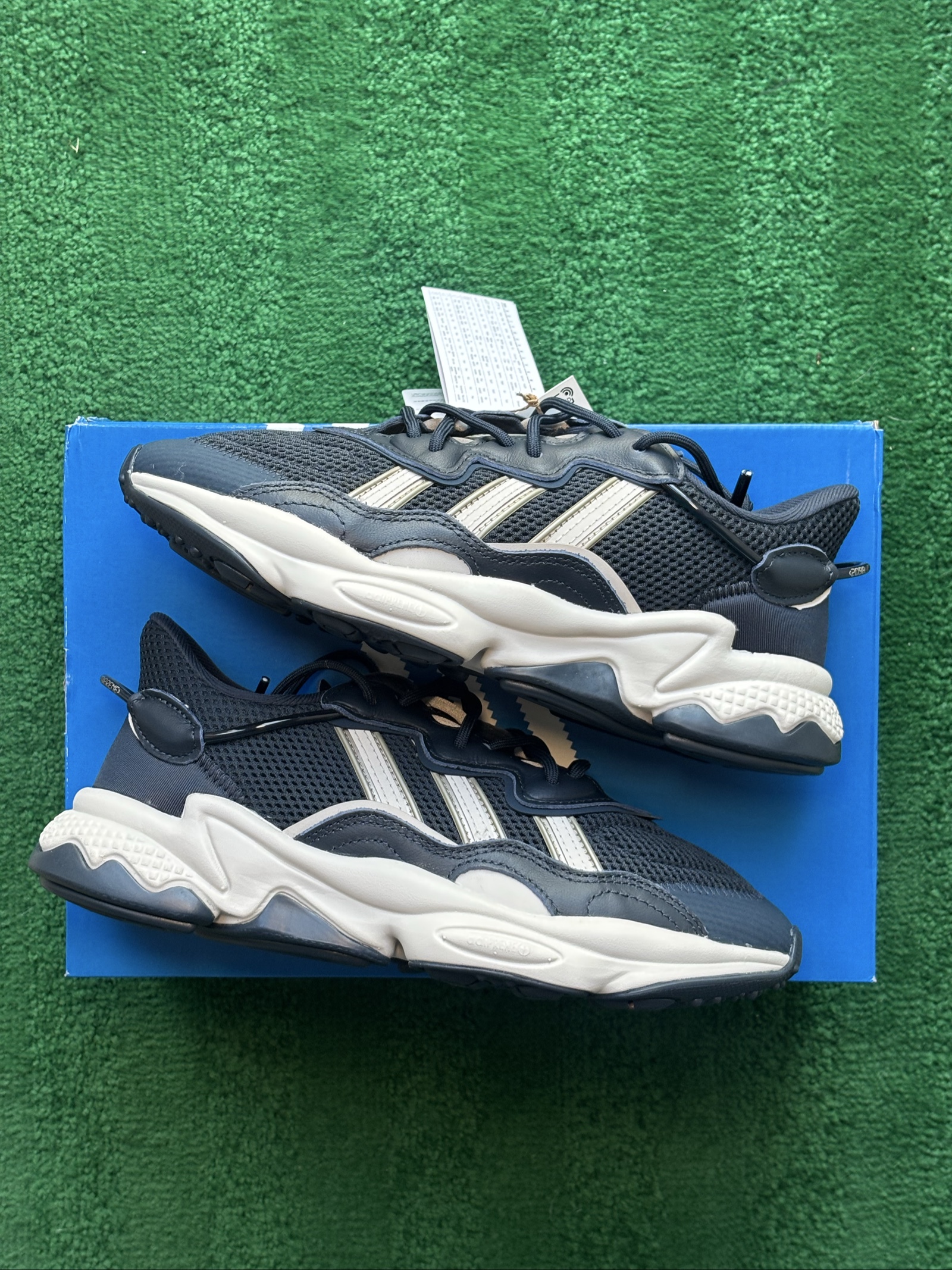 UK 5 Adidas Ozweego J | Navy & White IH2862 | New