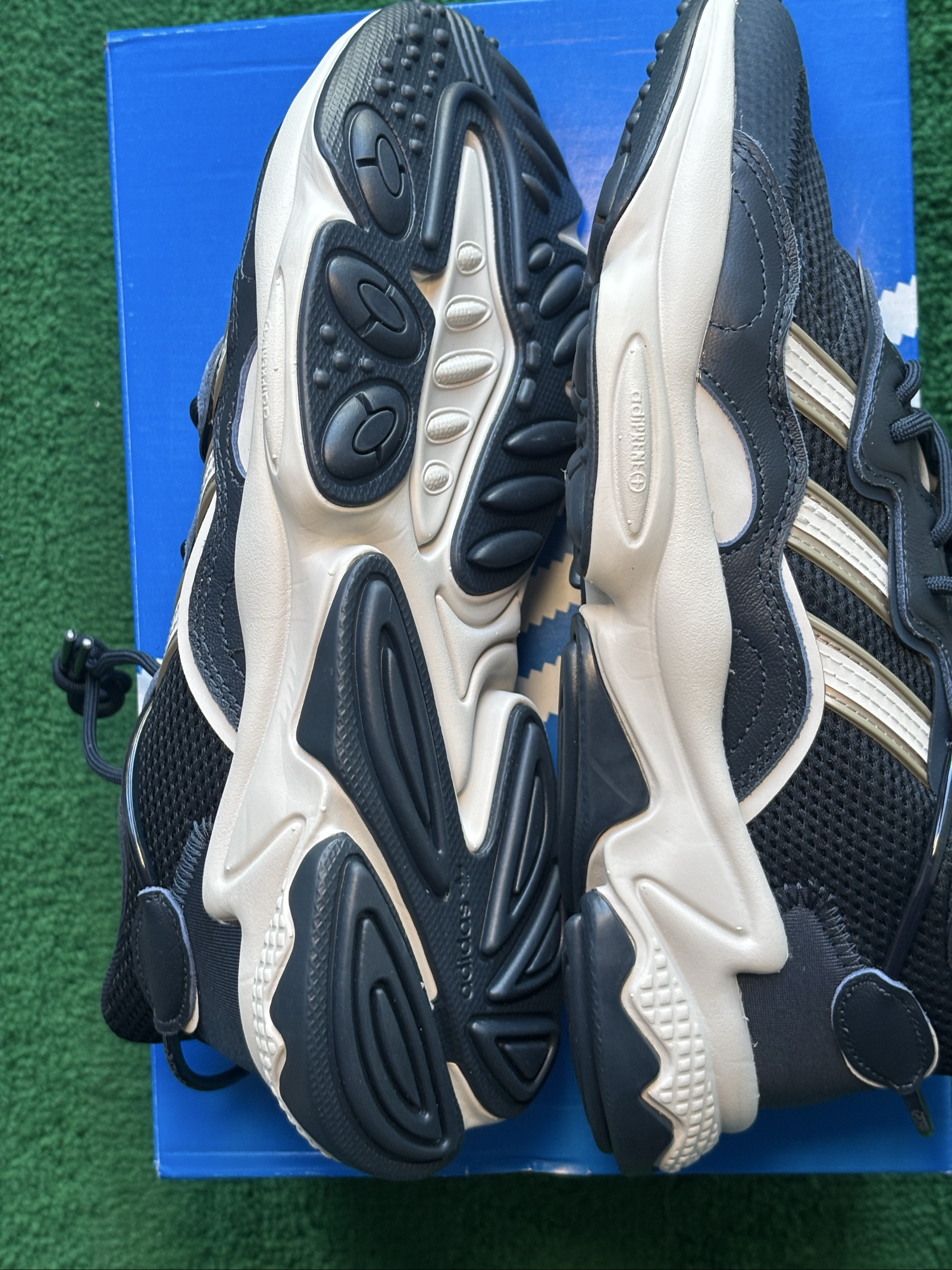 UK 5.5 Adidas Ozweego | Navy & White 758436 image 7