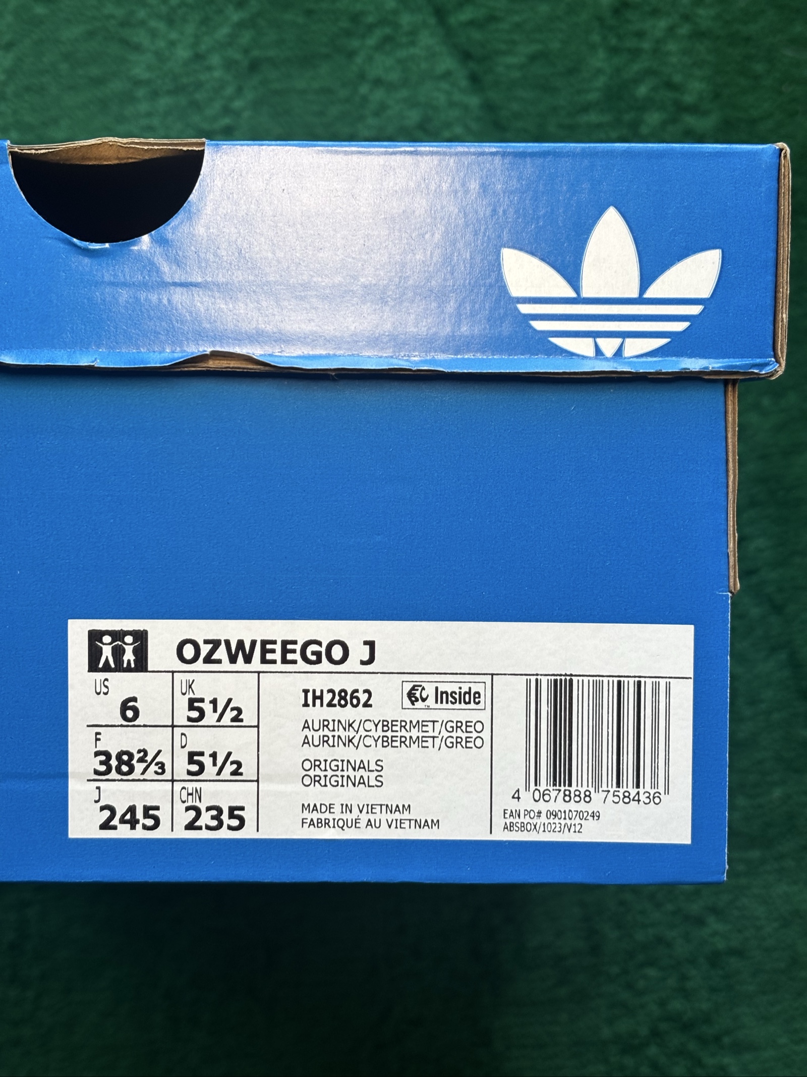 UK 5.5 Adidas Ozweego | Navy & White 758436 image 8